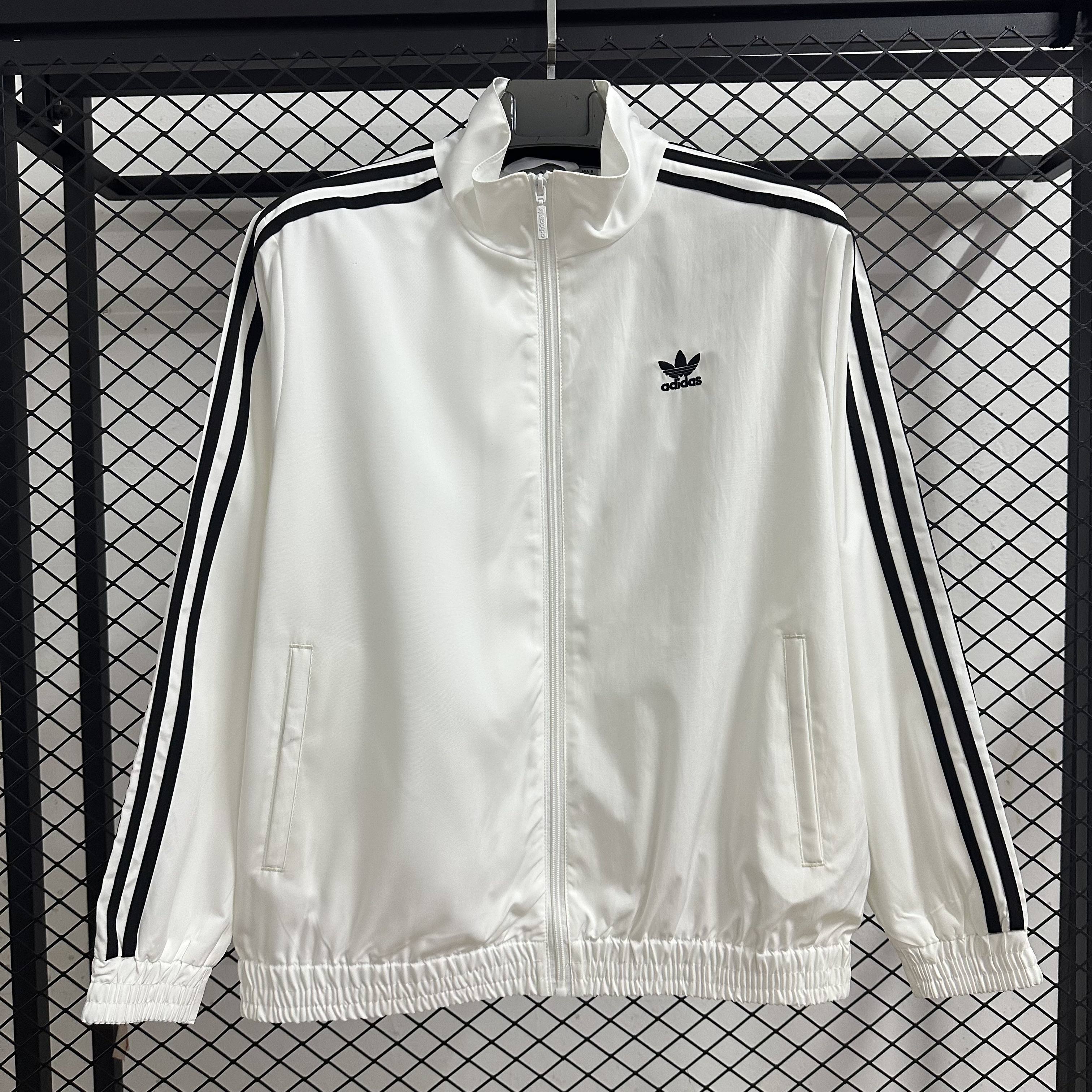 25-26 White Adidas Lotus Leisure Waterproof Windbreaker