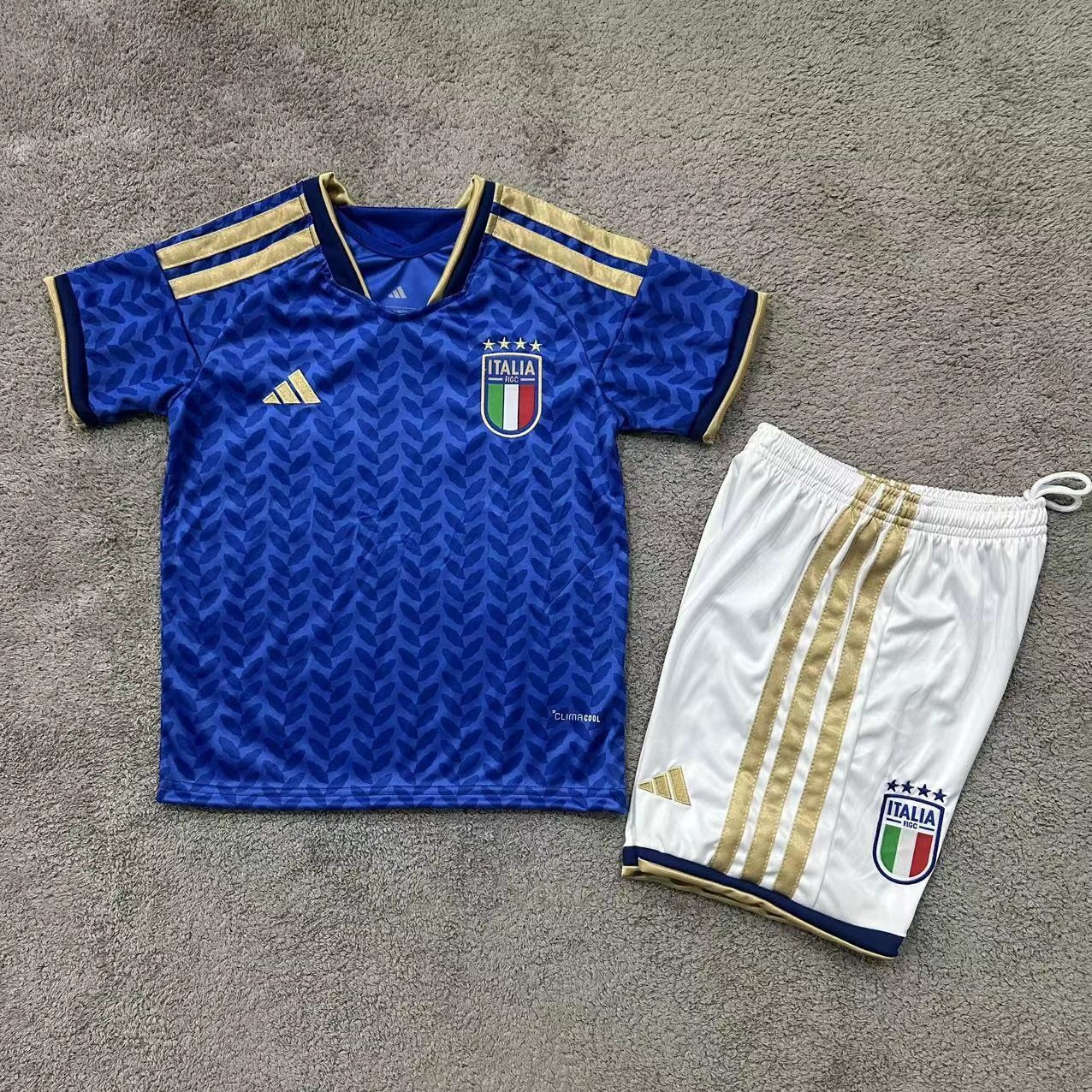 2026 World Cup Italy home fans' version suit