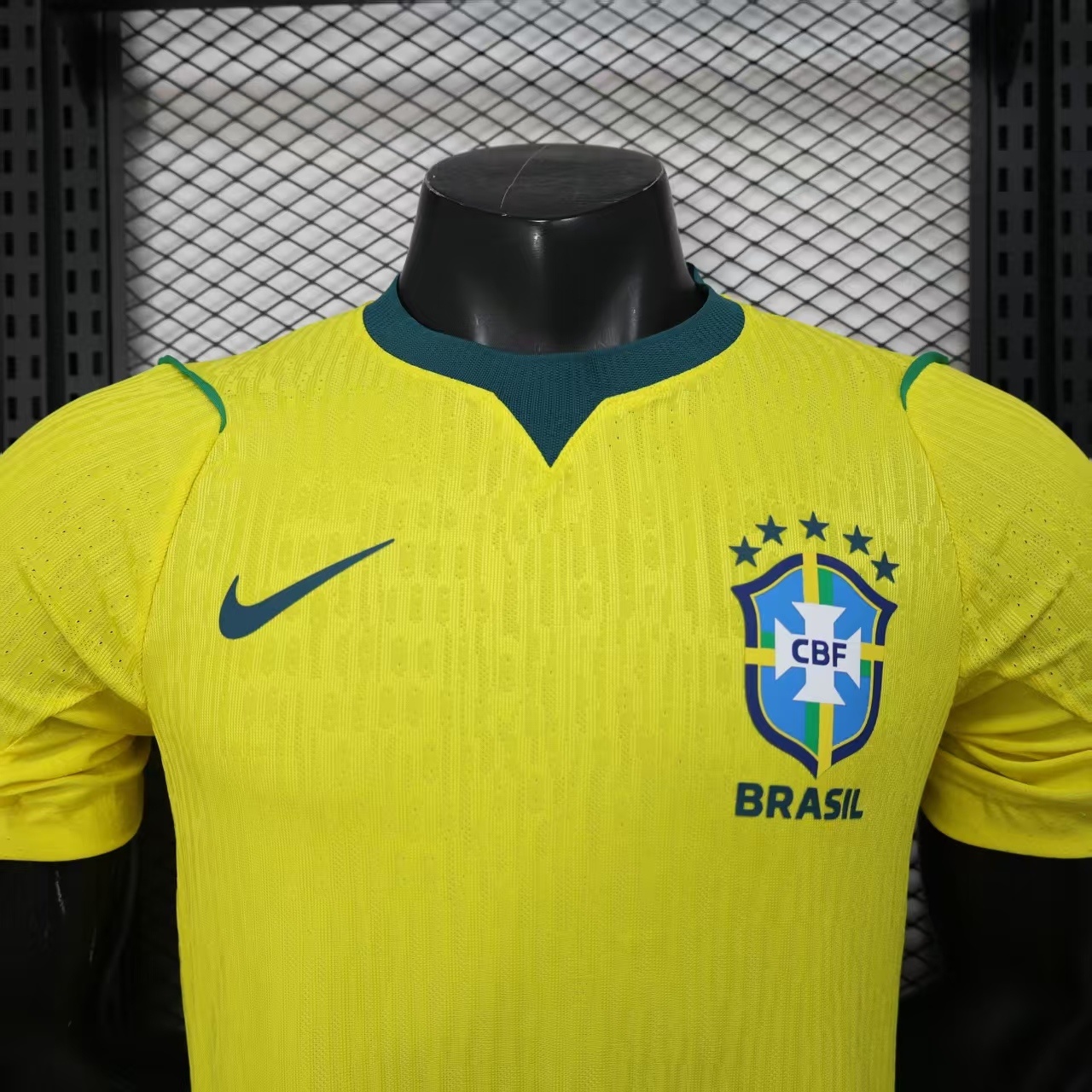 2026 World Cup jersey, Brazil, home team, player version