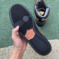 Nike SB Dunk High RX-0 Unicorn Gundam 02 Banshee