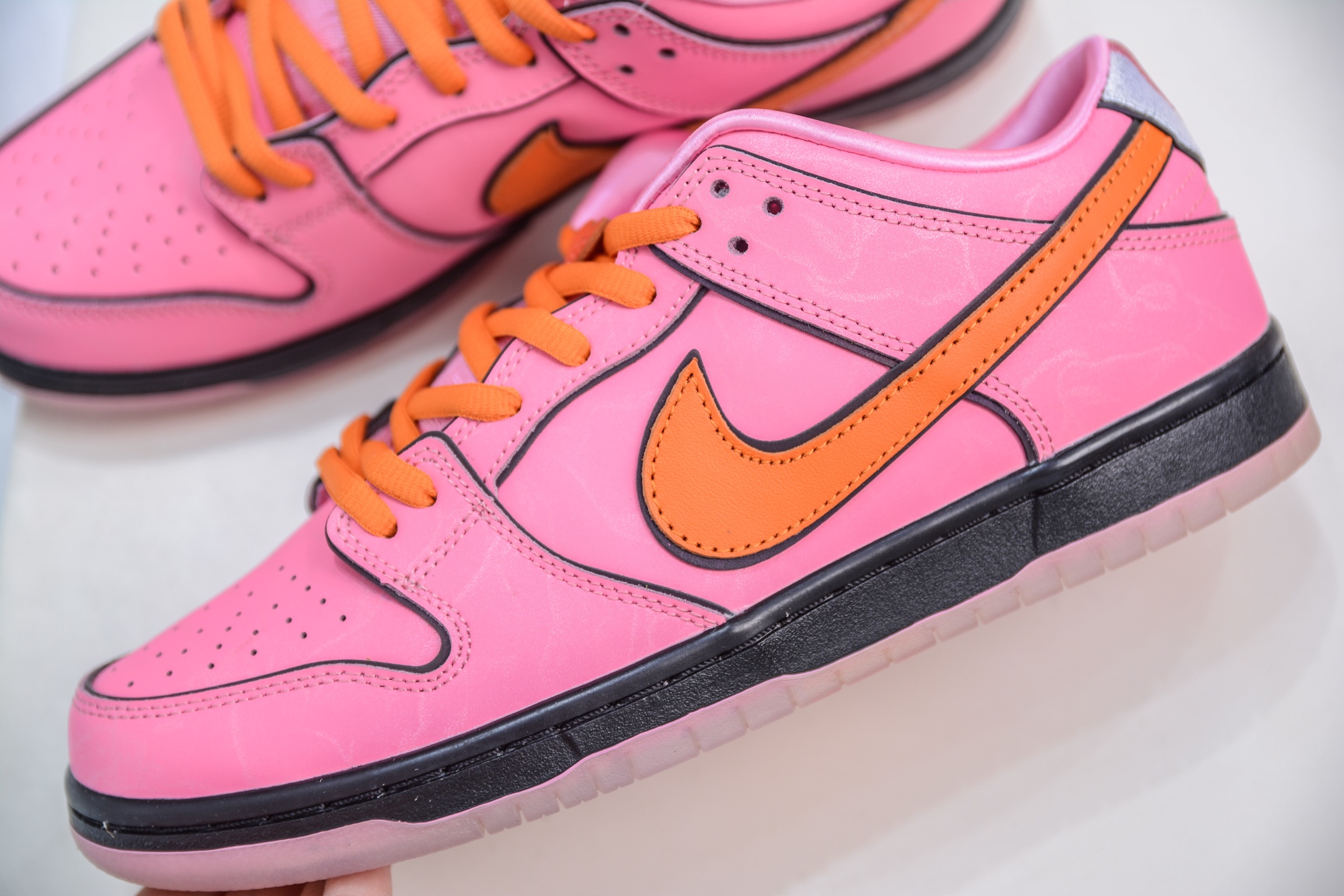 The Powerpuff Girls x Nike SB Dunk Low “Blossom”