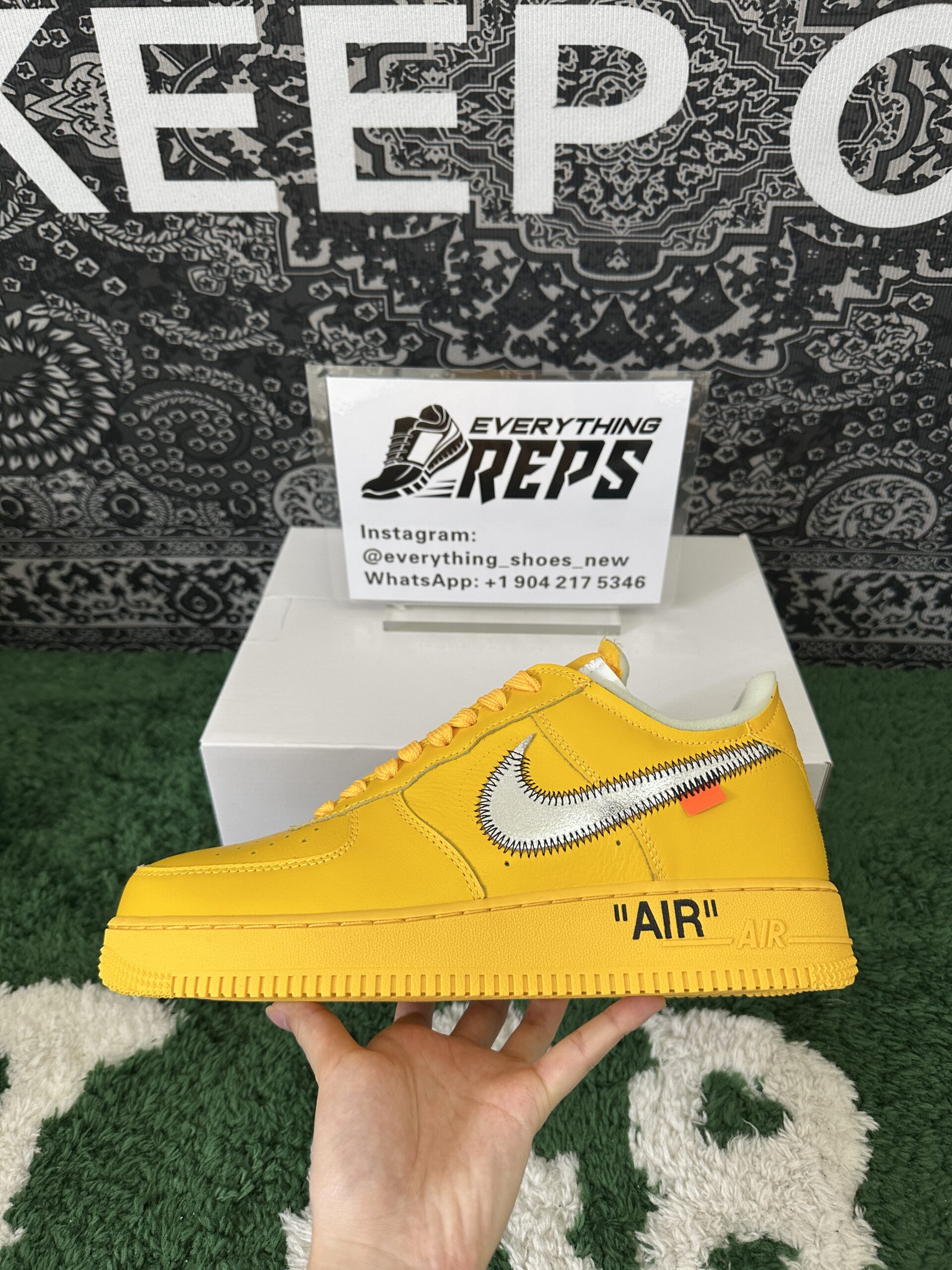 Nike Air Force 1 Low OFF-WHITE University Gold Metallic Silver