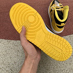 Nike Dunk High Varsity Maize