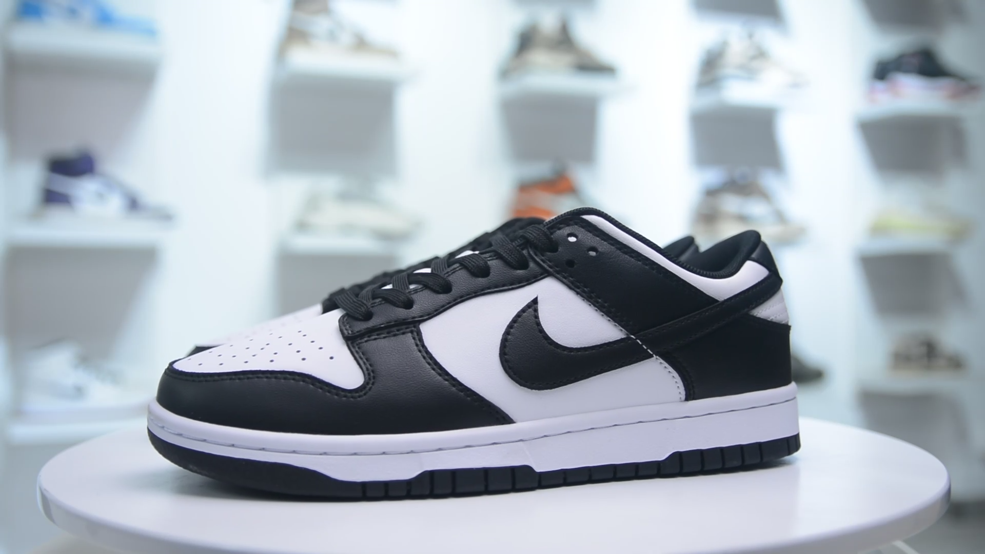 Nike Dunk Low Retro White Black