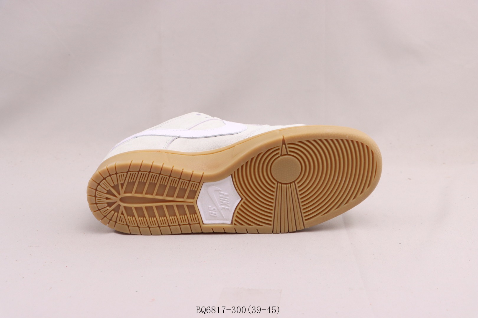 Nike SB Dunk Low Island Green Gum