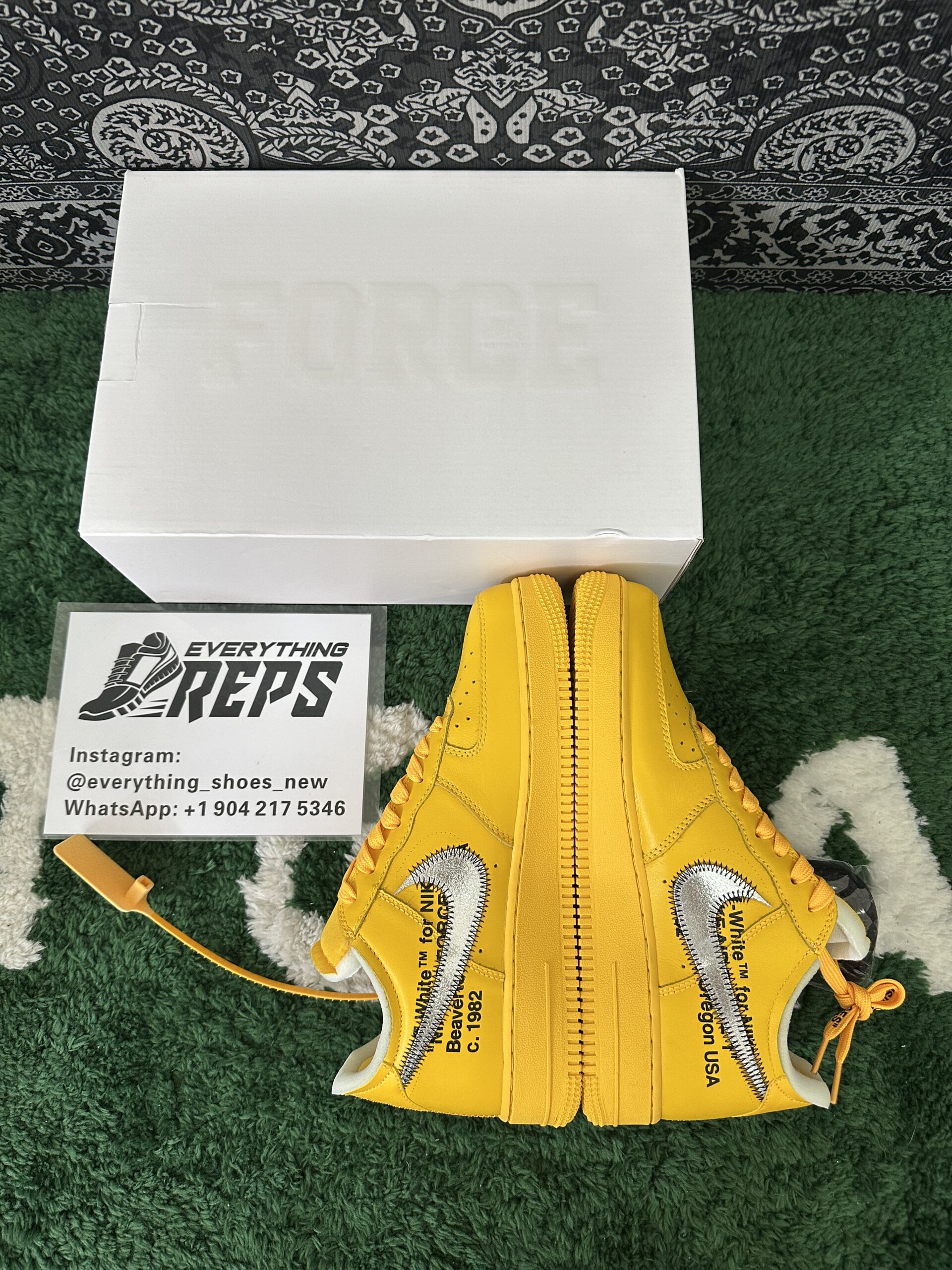 Nike Air Force 1 Low OFF-WHITE University Gold Metallic Silver