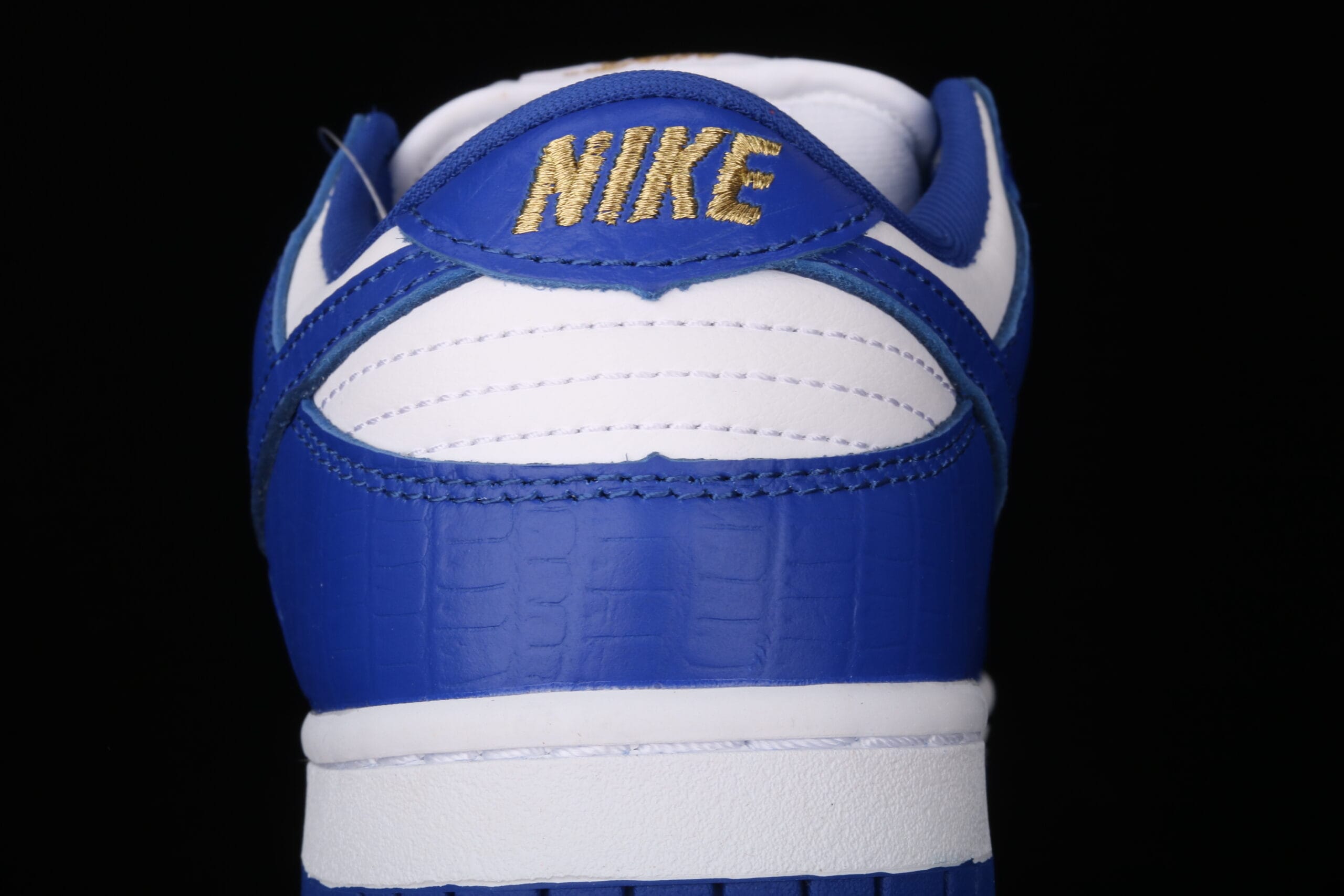 Nike SB Dunk Low, Supreme Stars Hyper Royal