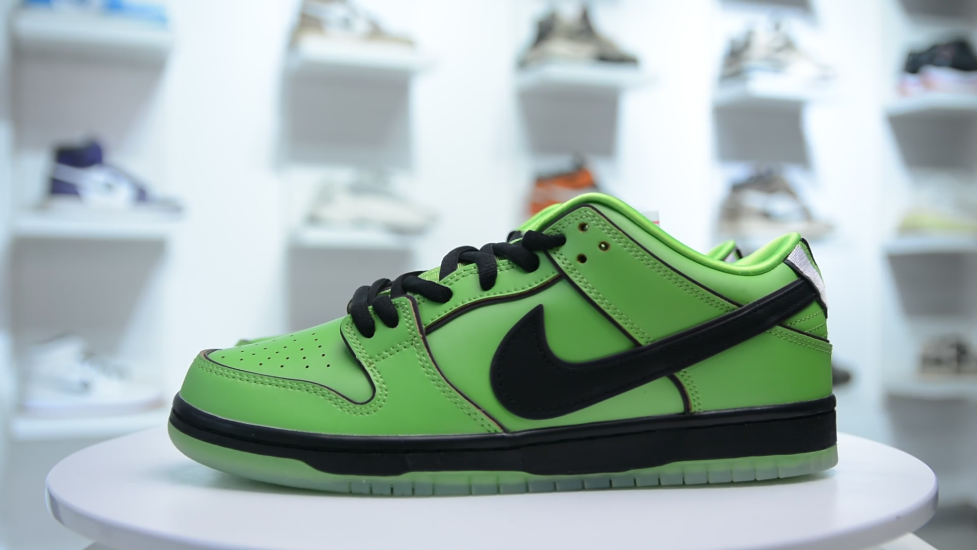 The Powerpuff Girls x Nike SB Dunk Low “Buttercup