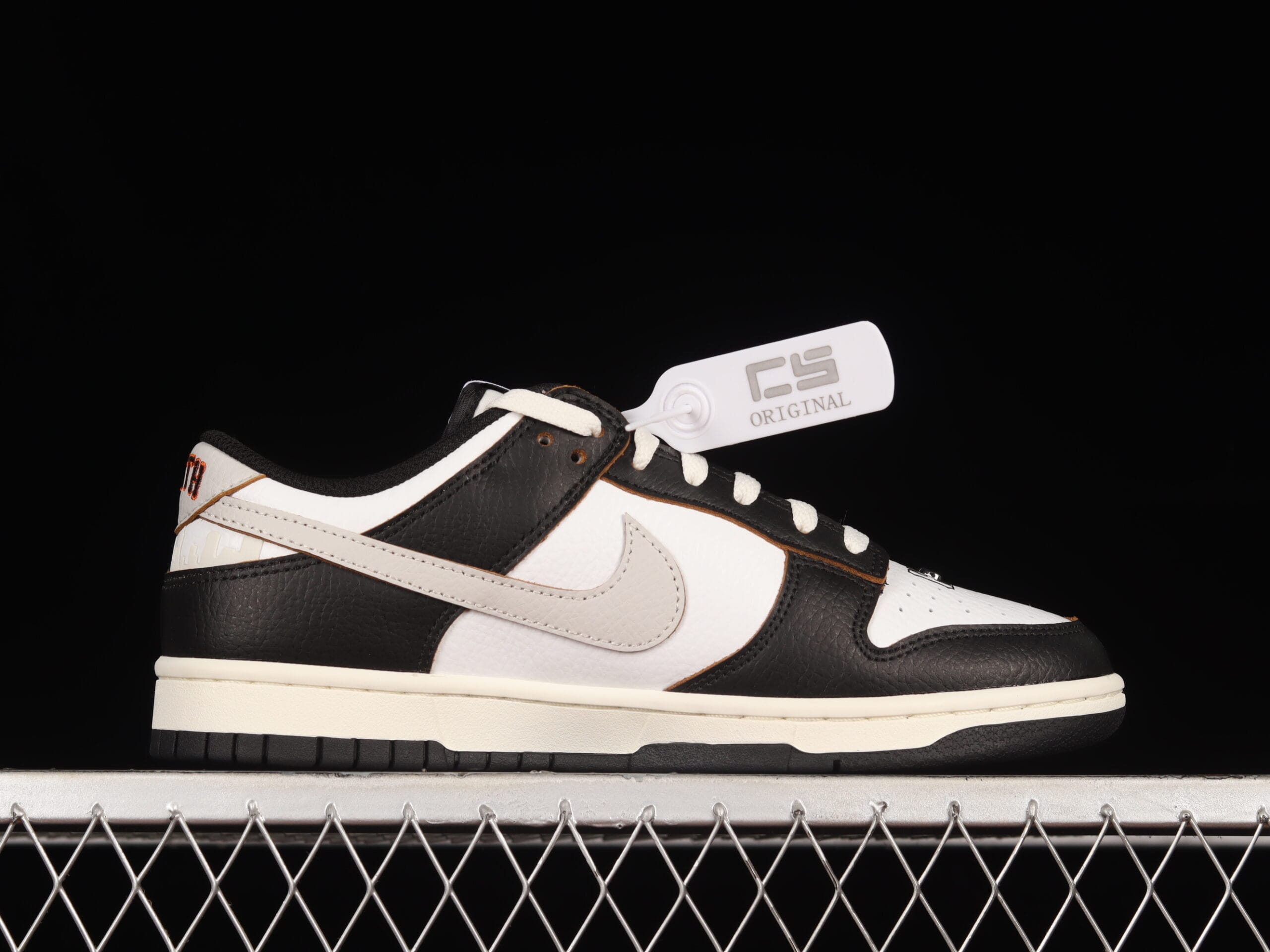 HUF x Nike SB Dunk Low  San Francisco