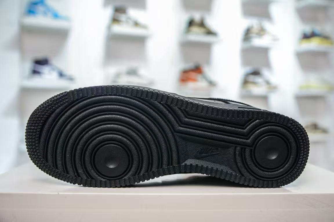 Nike Air Force 1 Low '07 Black
