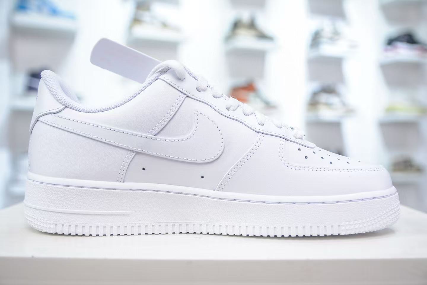 Nike Air Force 1 Low White ’07