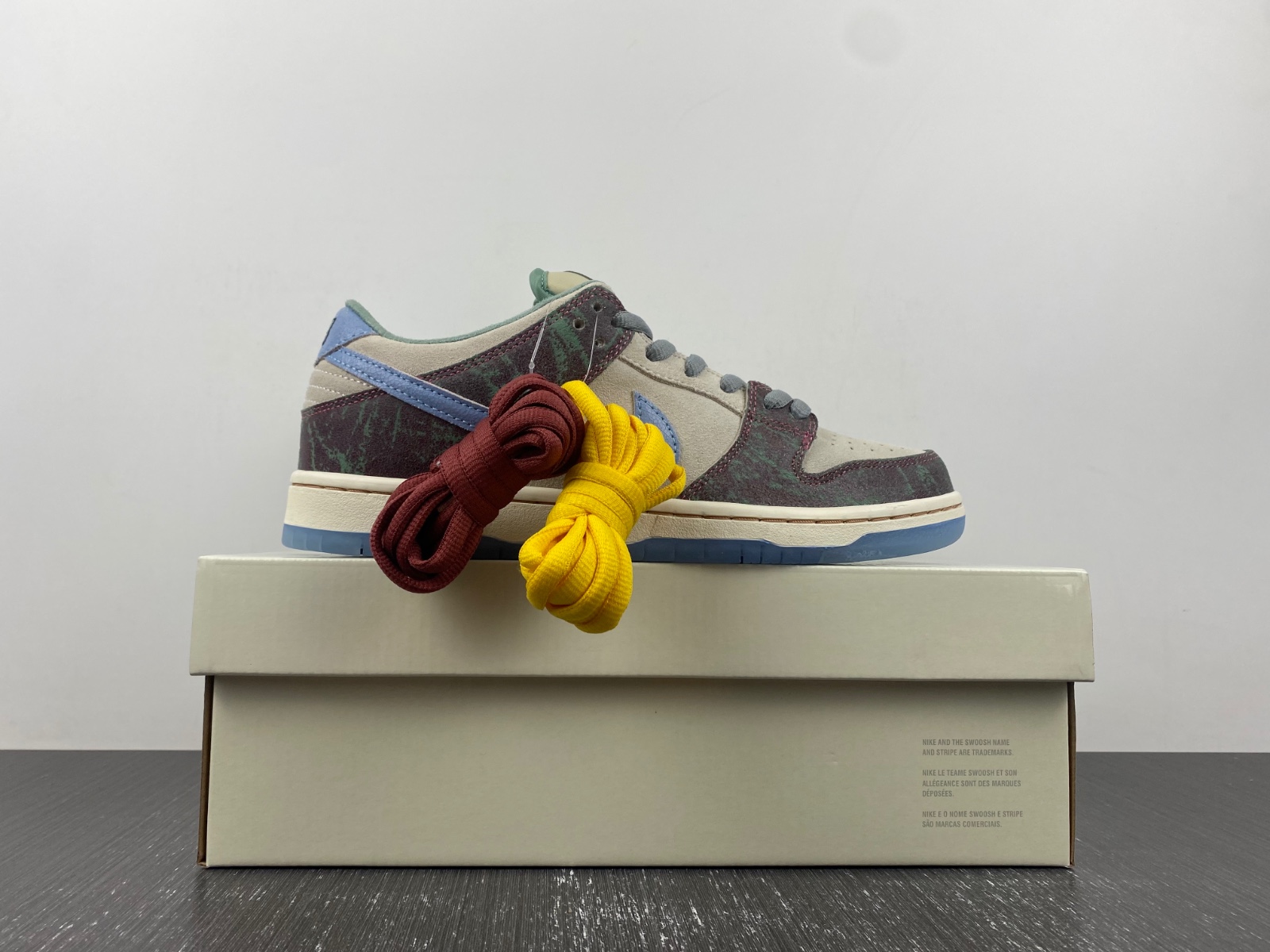 Nike SB Dunk Low Crenshaw Skate Club