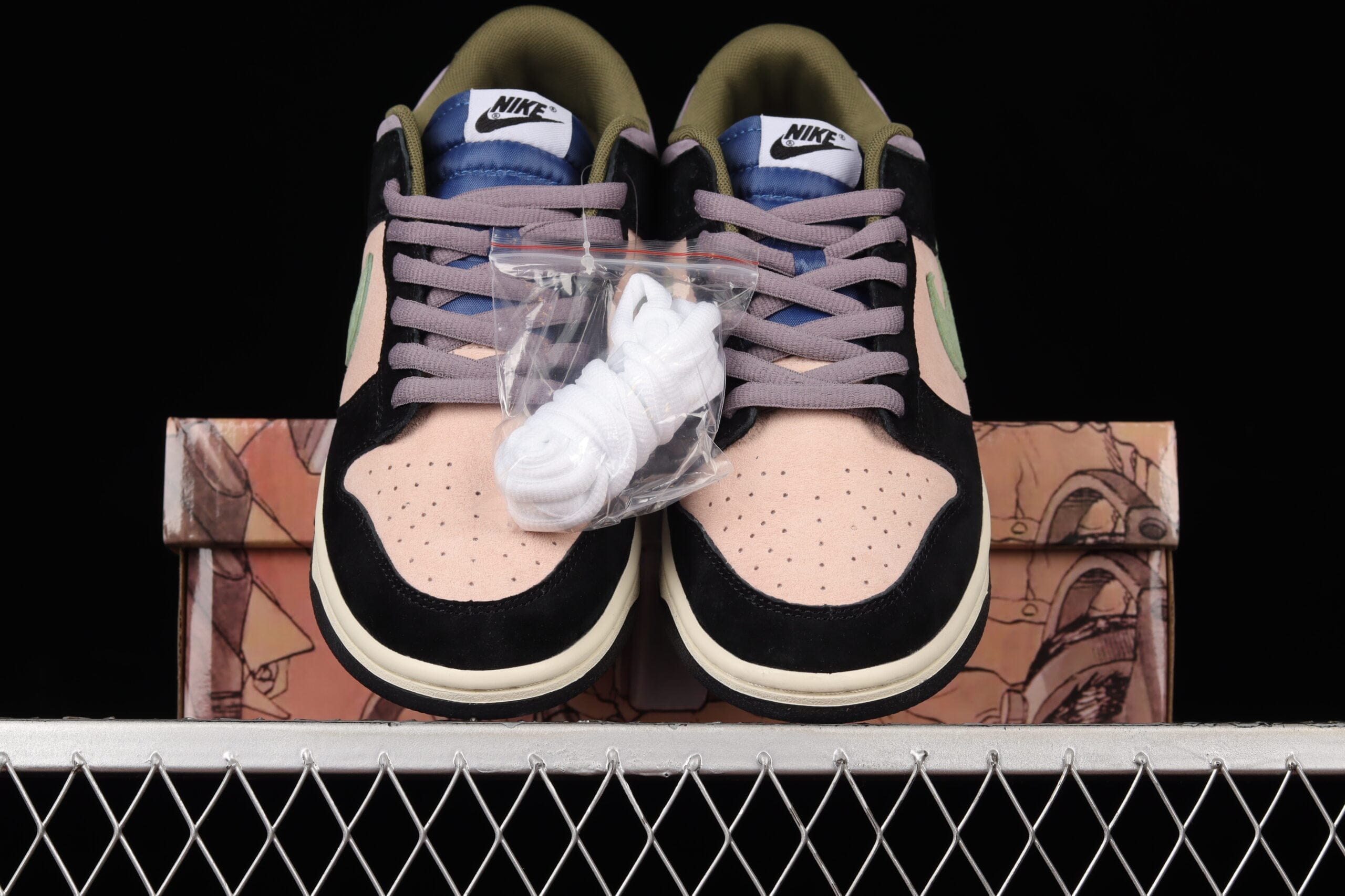 Otomo Katsuhiro x Nike SB Dunk Low Steamboy OST Purple Green