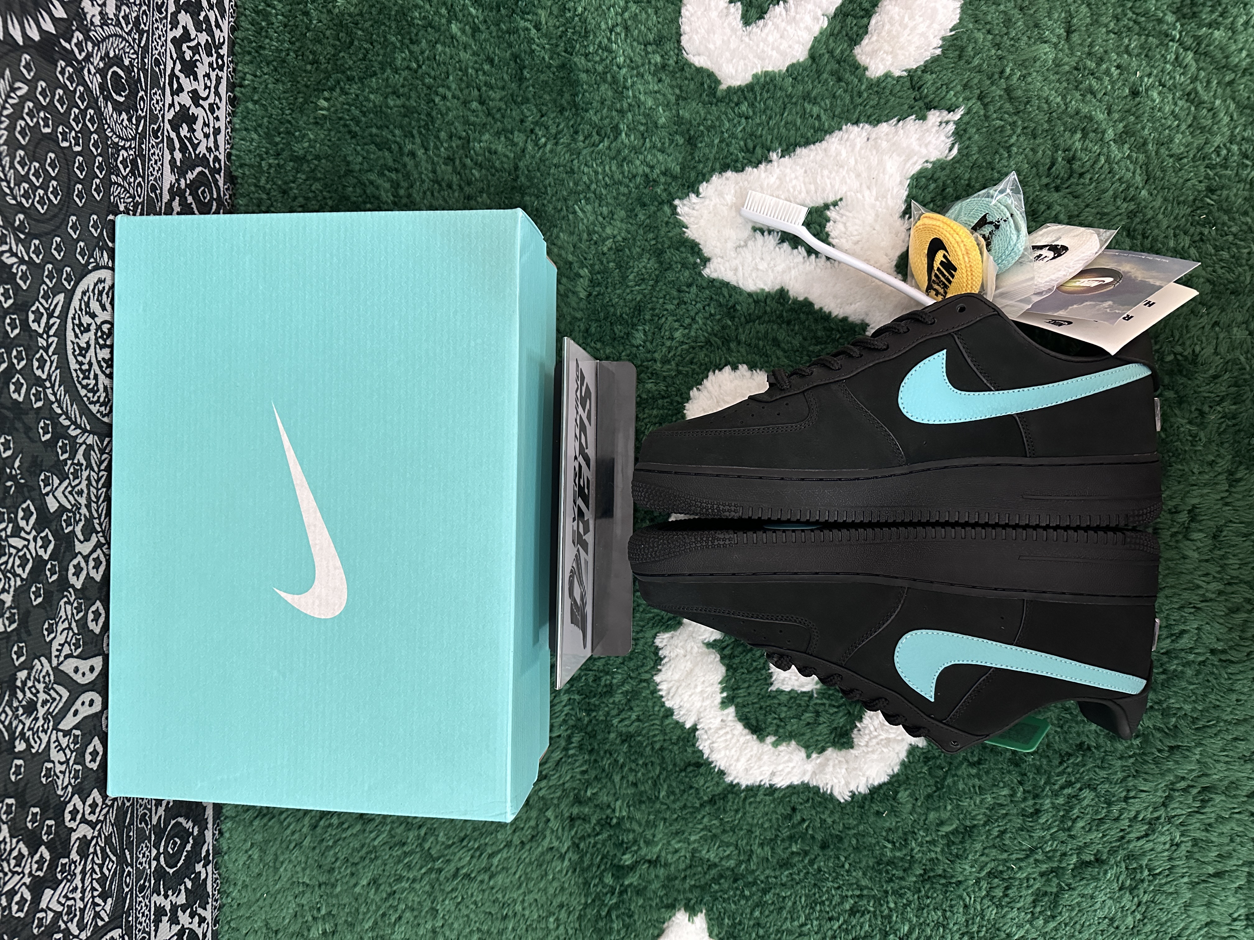 Tiffany   Co. x Nike Air Force 1