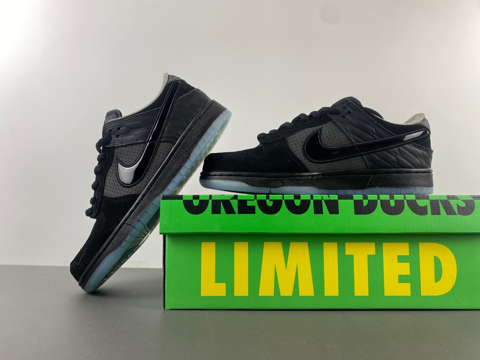 Nike Dunk Low Ducks of a Feather Black University of Oregon PE