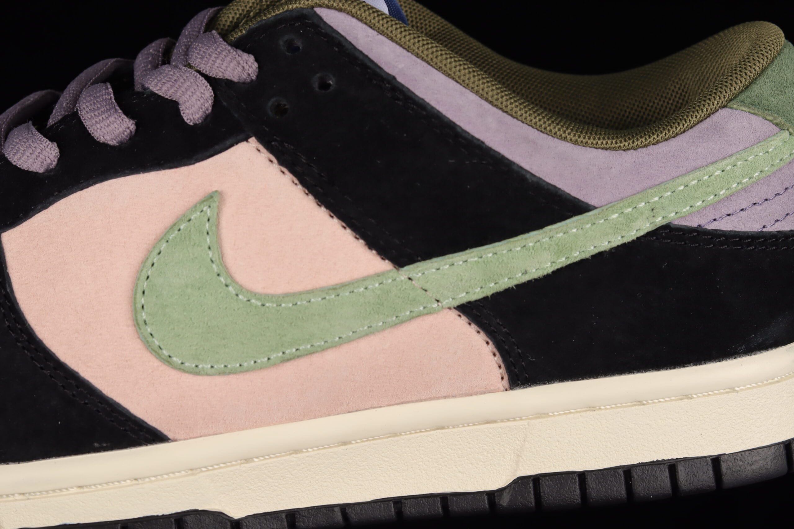 Otomo Katsuhiro x Nike SB Dunk Low Steamboy OST Purple Green