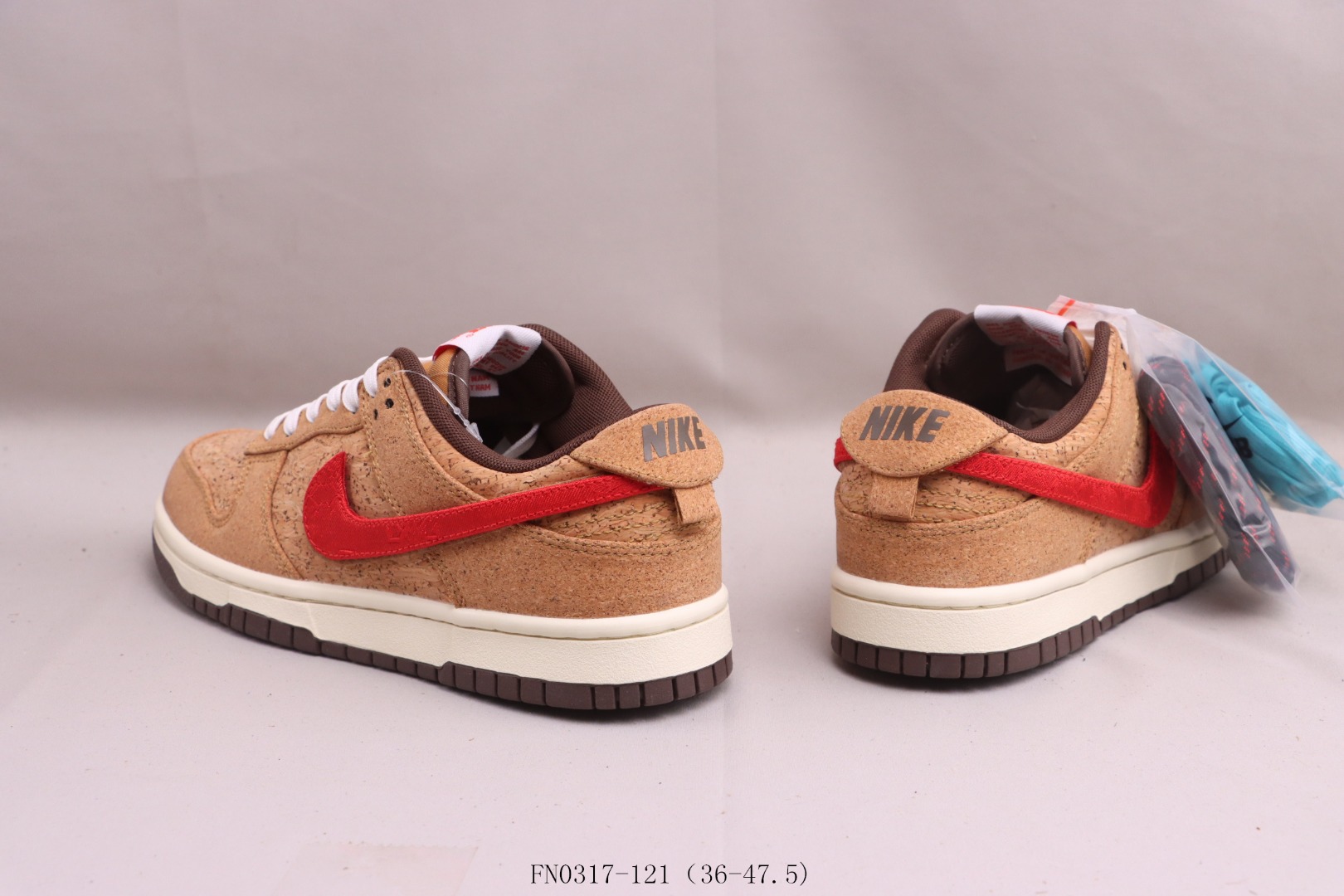 CLOT x Dunk Low SP  Cork