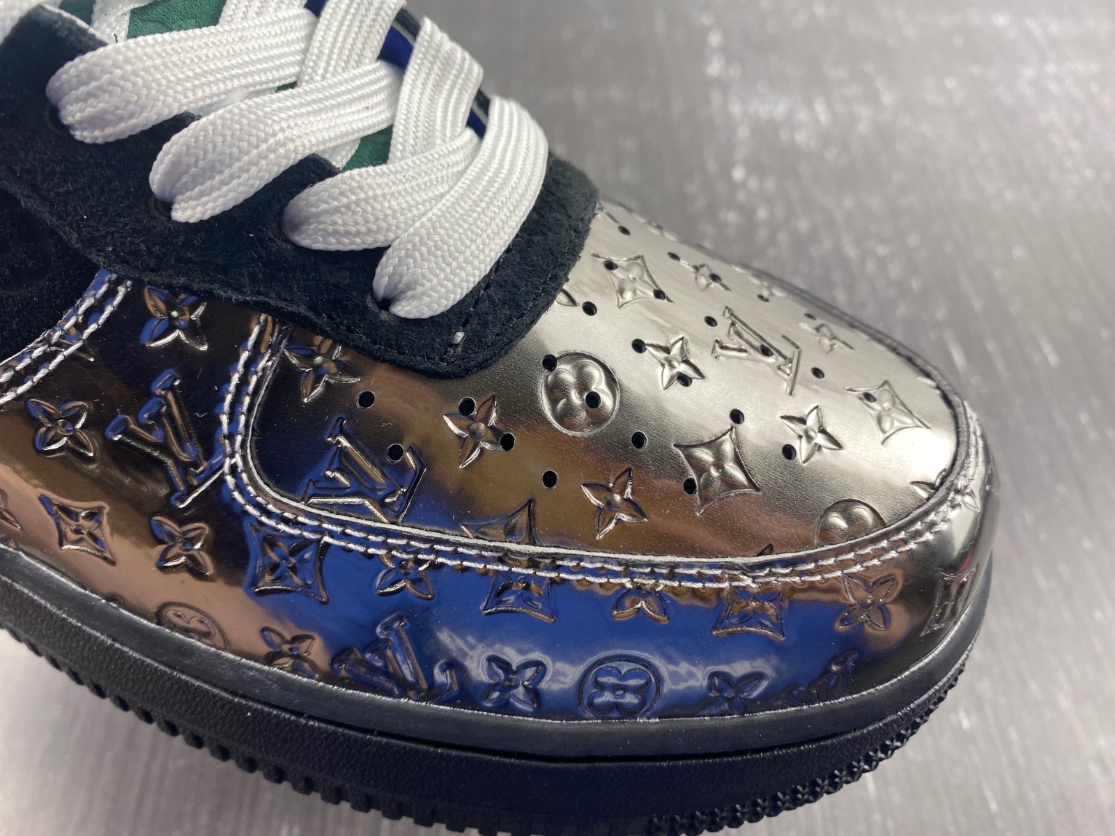 Nike Air Force 1 Chrome Toe