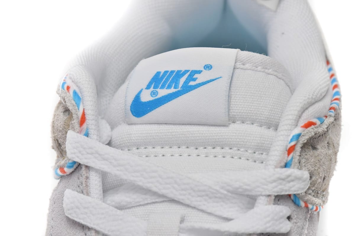 Nike Dunk Low SE Barber Shop Grey