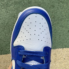 Nike Dunk Low Kentucky