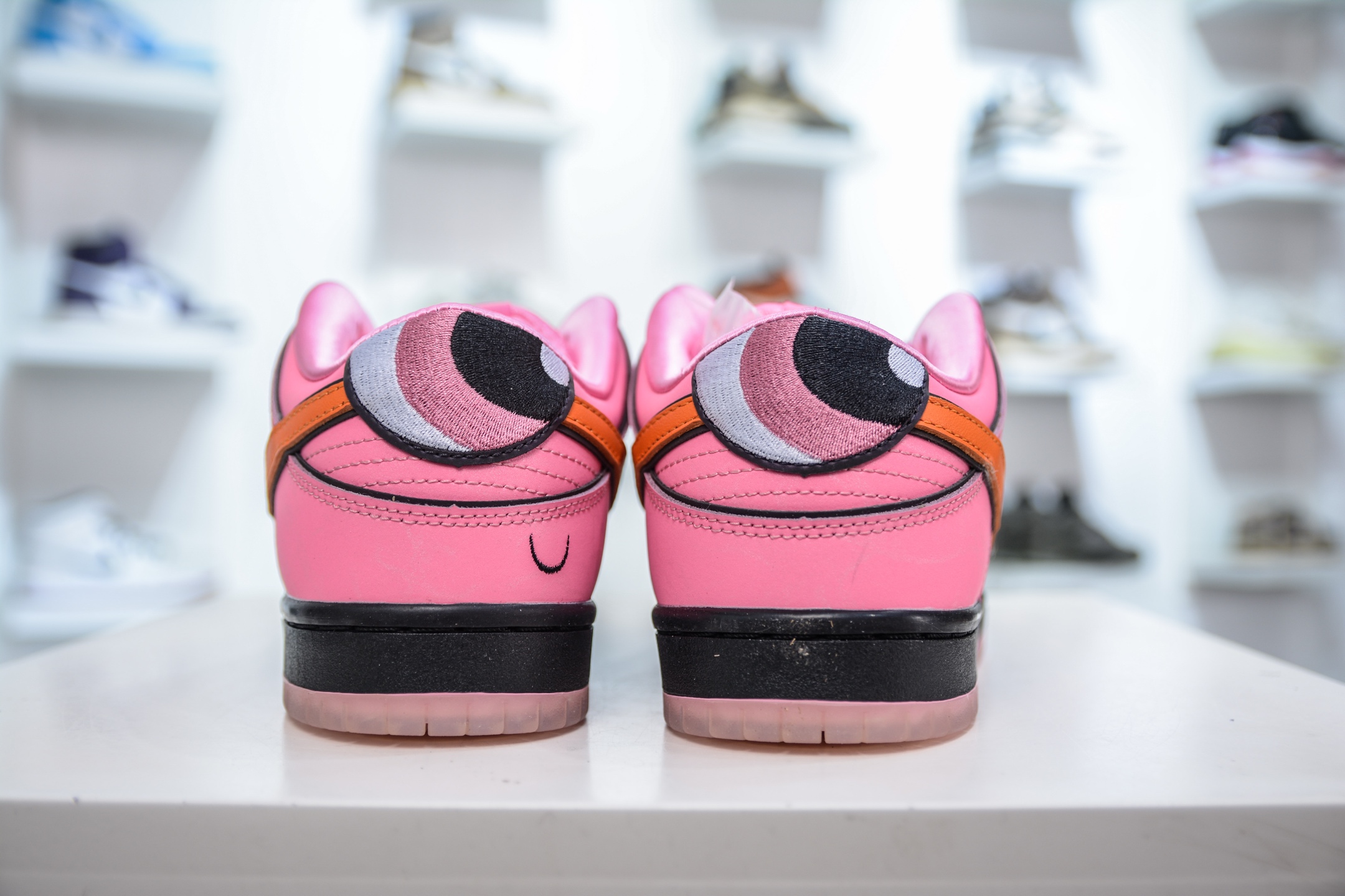 The Powerpuff Girls x Nike SB Dunk Low “Blossom”