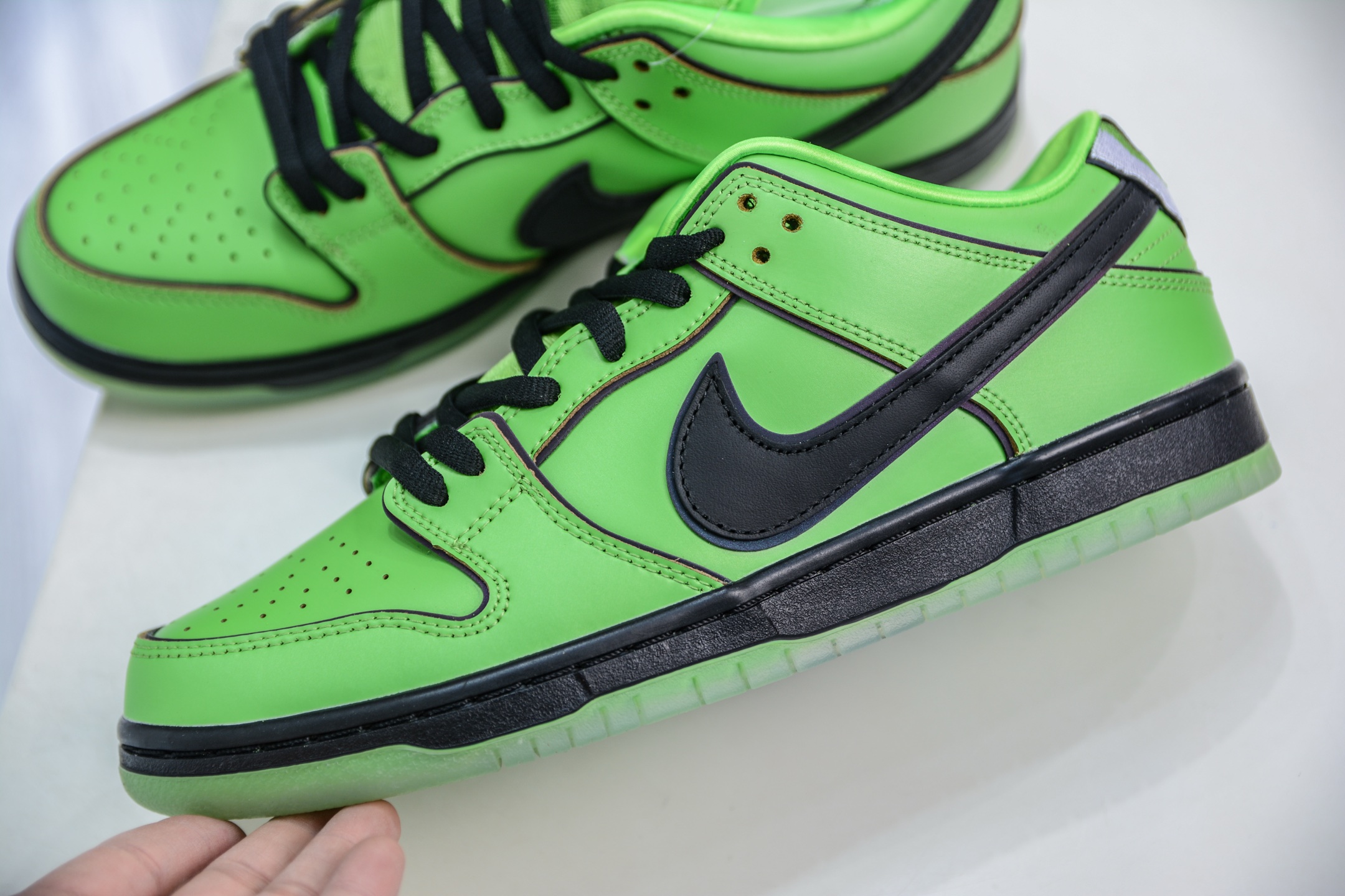 The Powerpuff Girls x Nike SB Dunk Low “Buttercup