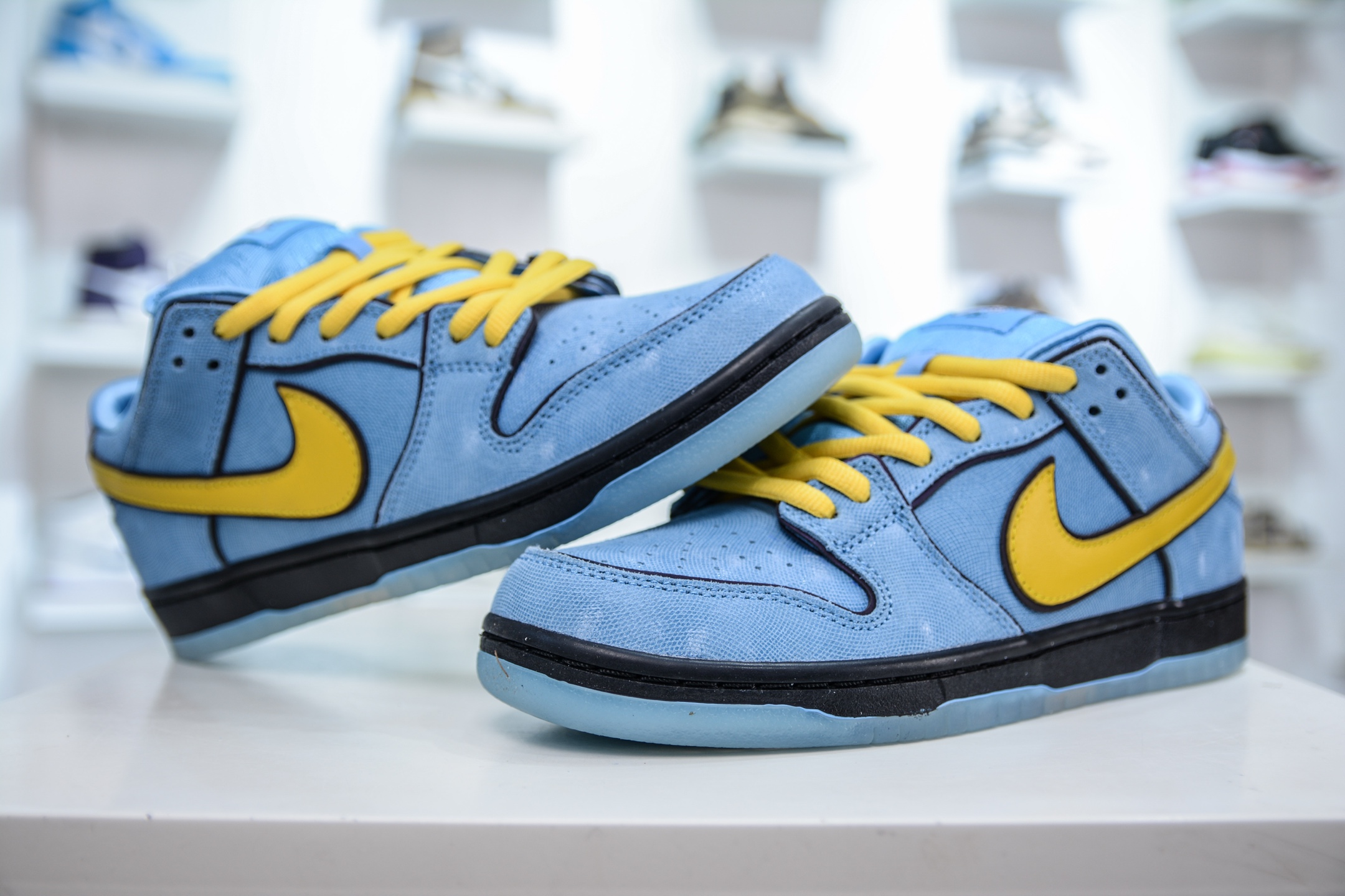 The Powerpuff Girls x Nike SB Dunk Low “Bubbles”