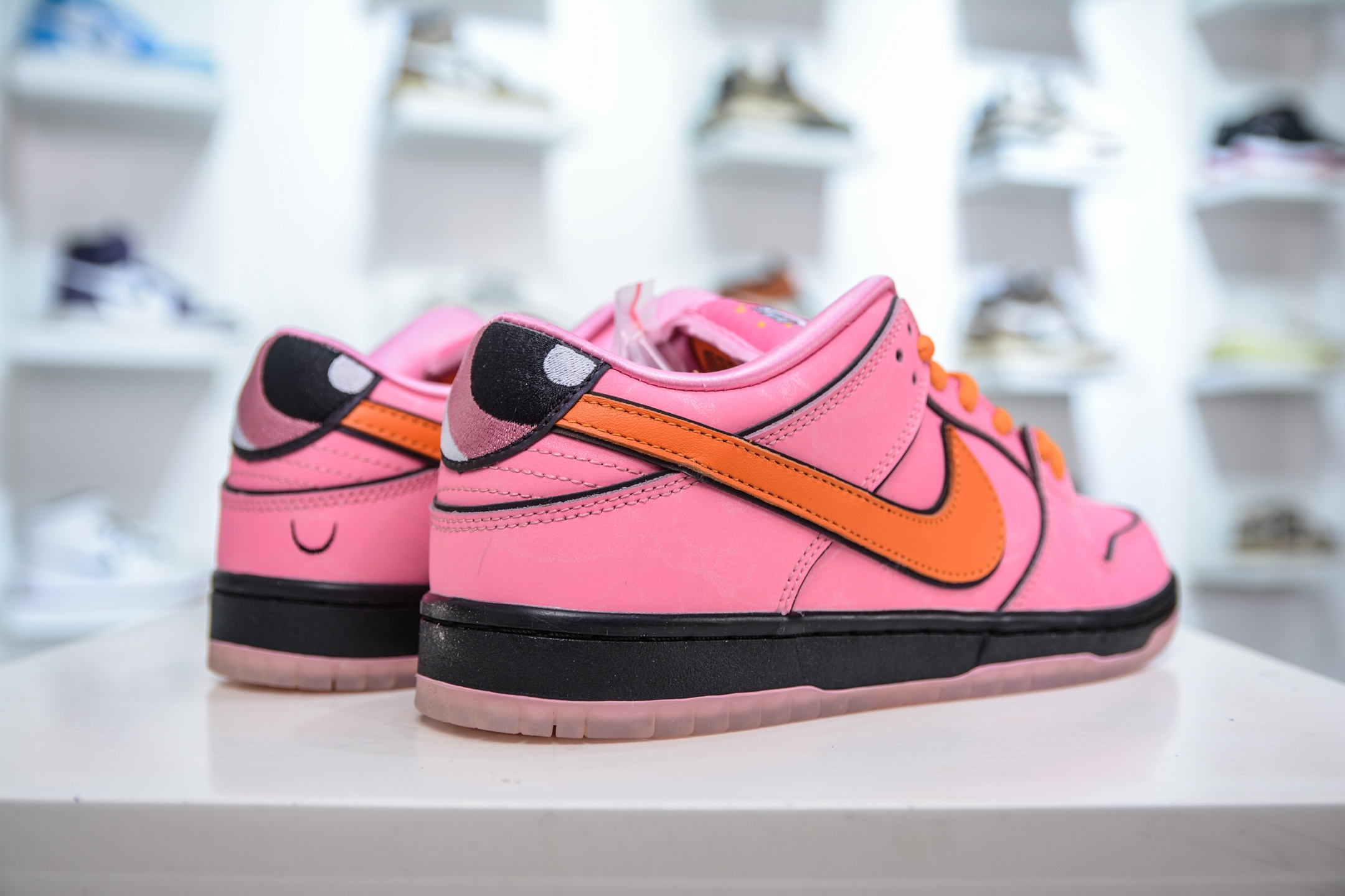 The Powerpuff Girls x Nike SB Dunk Low “Blossom”