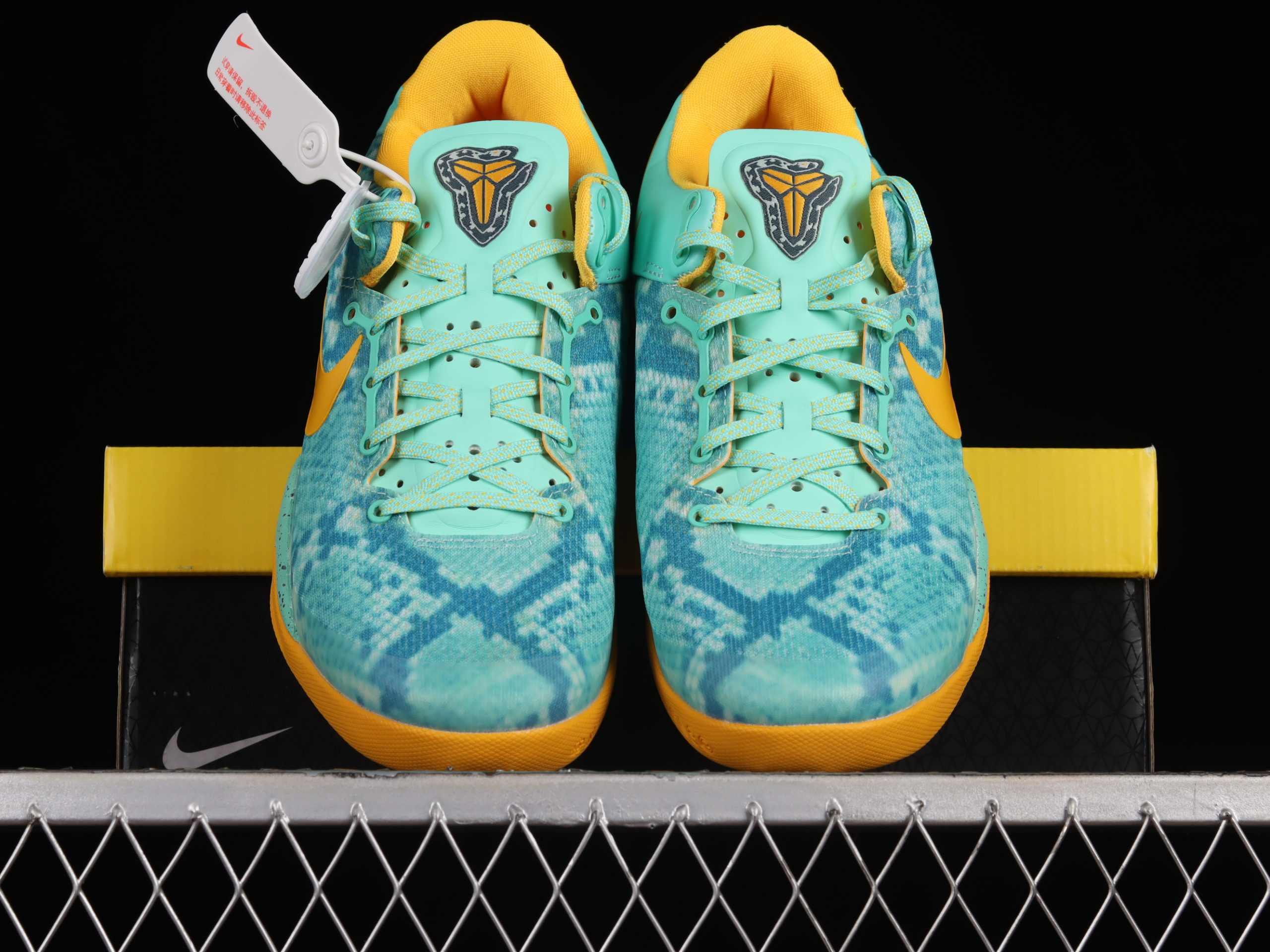 Nike Kobe 8 System Green Glow Laser Orange