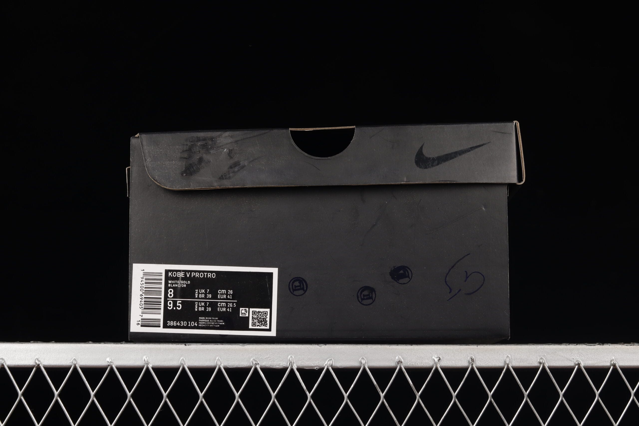 The Nike Zoom Kobe 5 White Del Sol