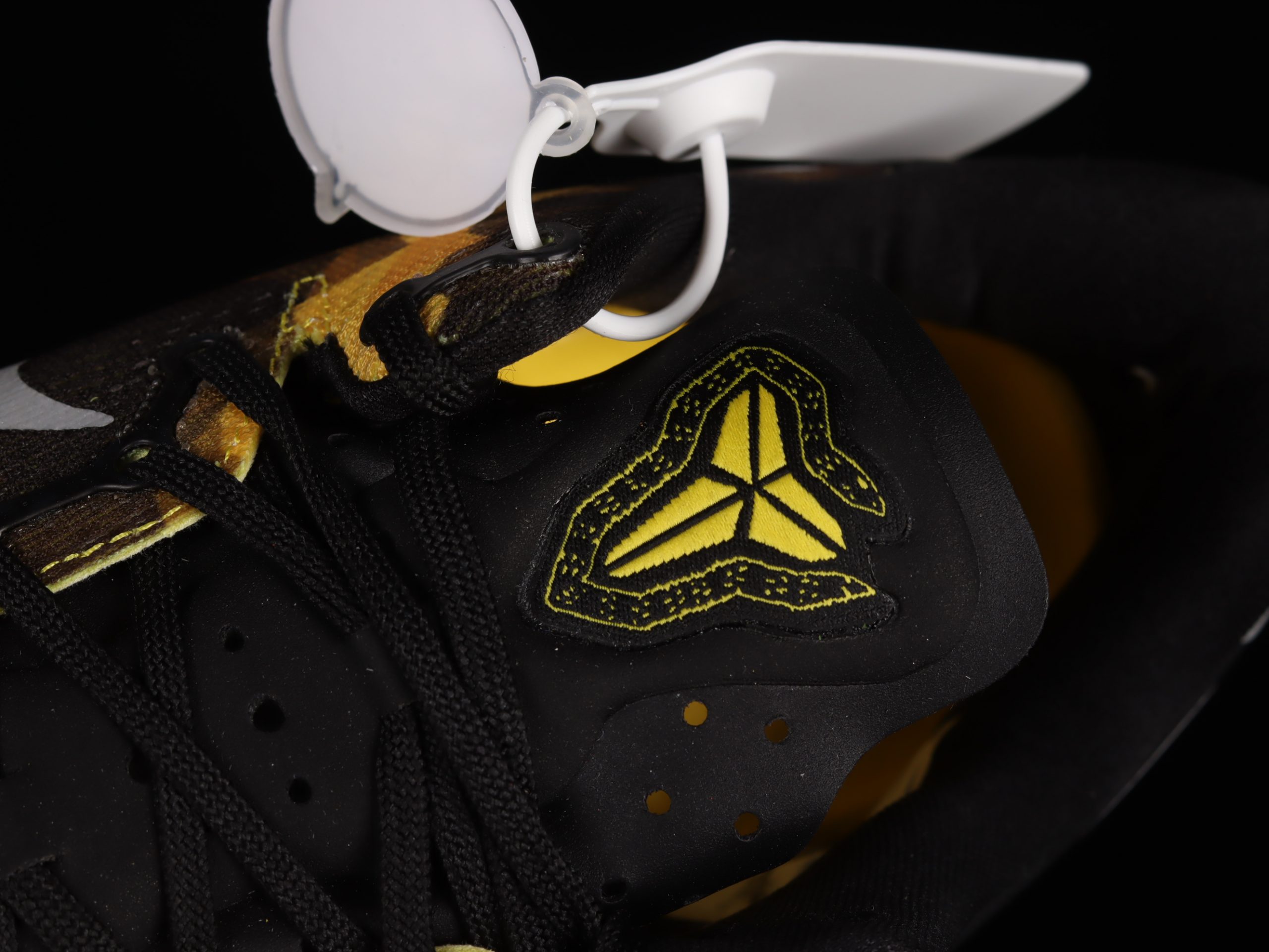 Nike Kobe 8 Sulfur Electric Yellow