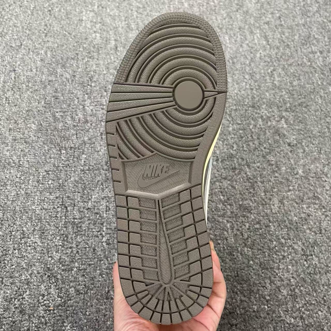 Travis Scott x Jordan Air Jordan 1 Low 3.0