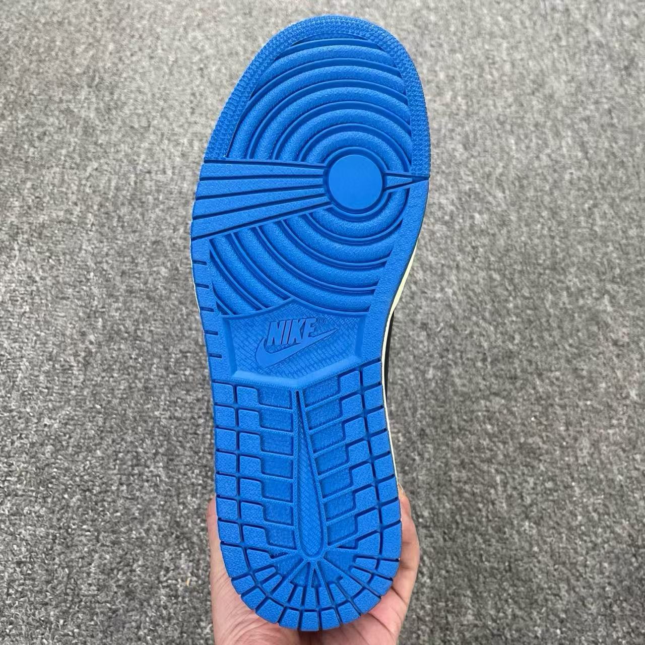 Travis Scott x Jordan Air Jordan 1 Low 2.0