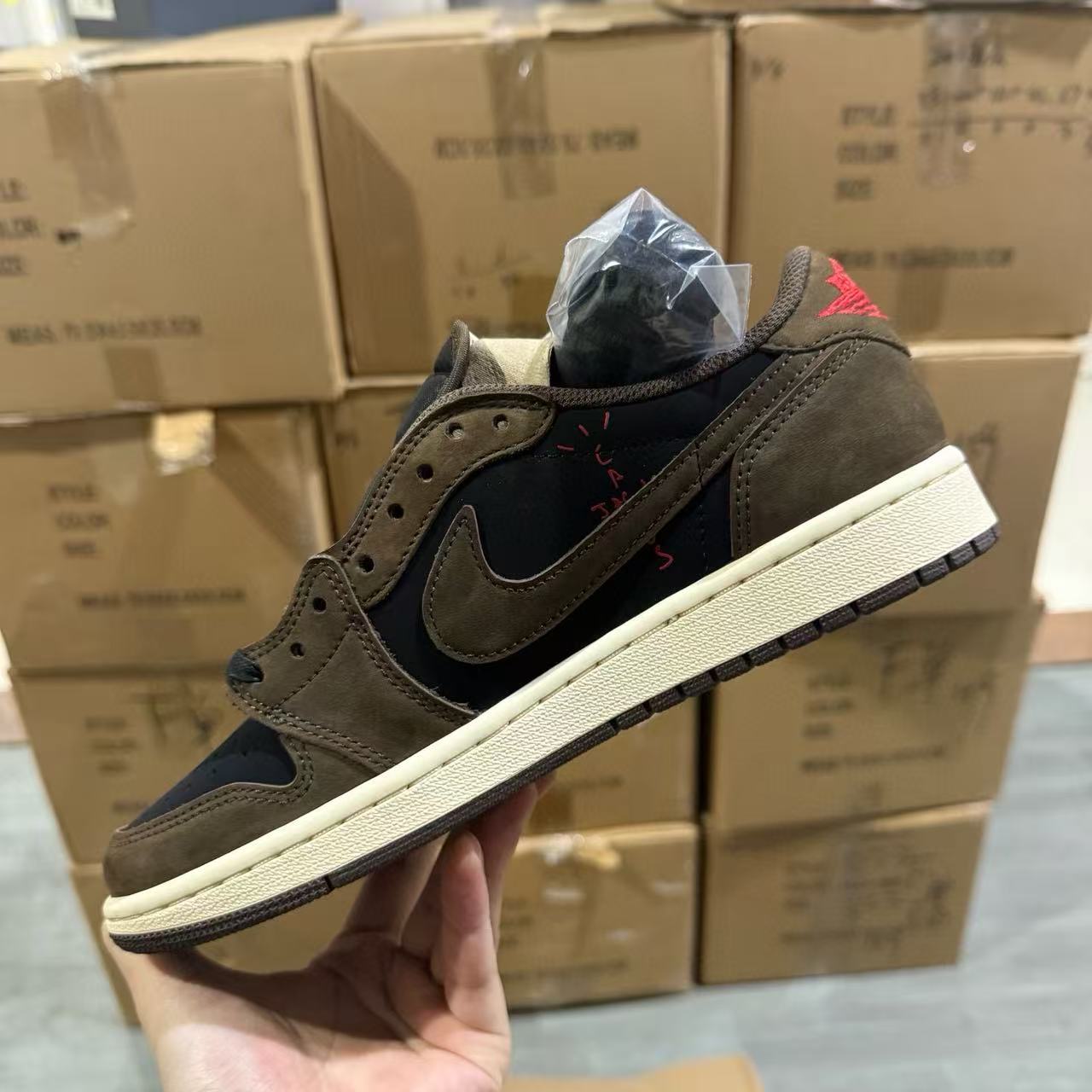 Travis Scott x Jordan Air Jordan 1 Low OG