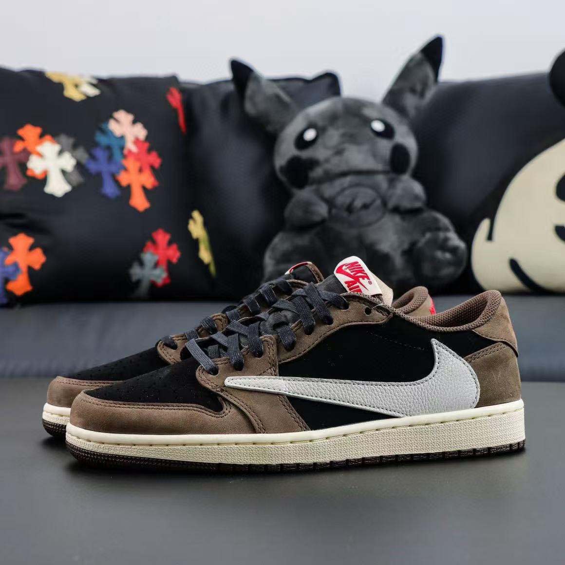 Travis Scott x Jordan Air Jordan 1 Low OG