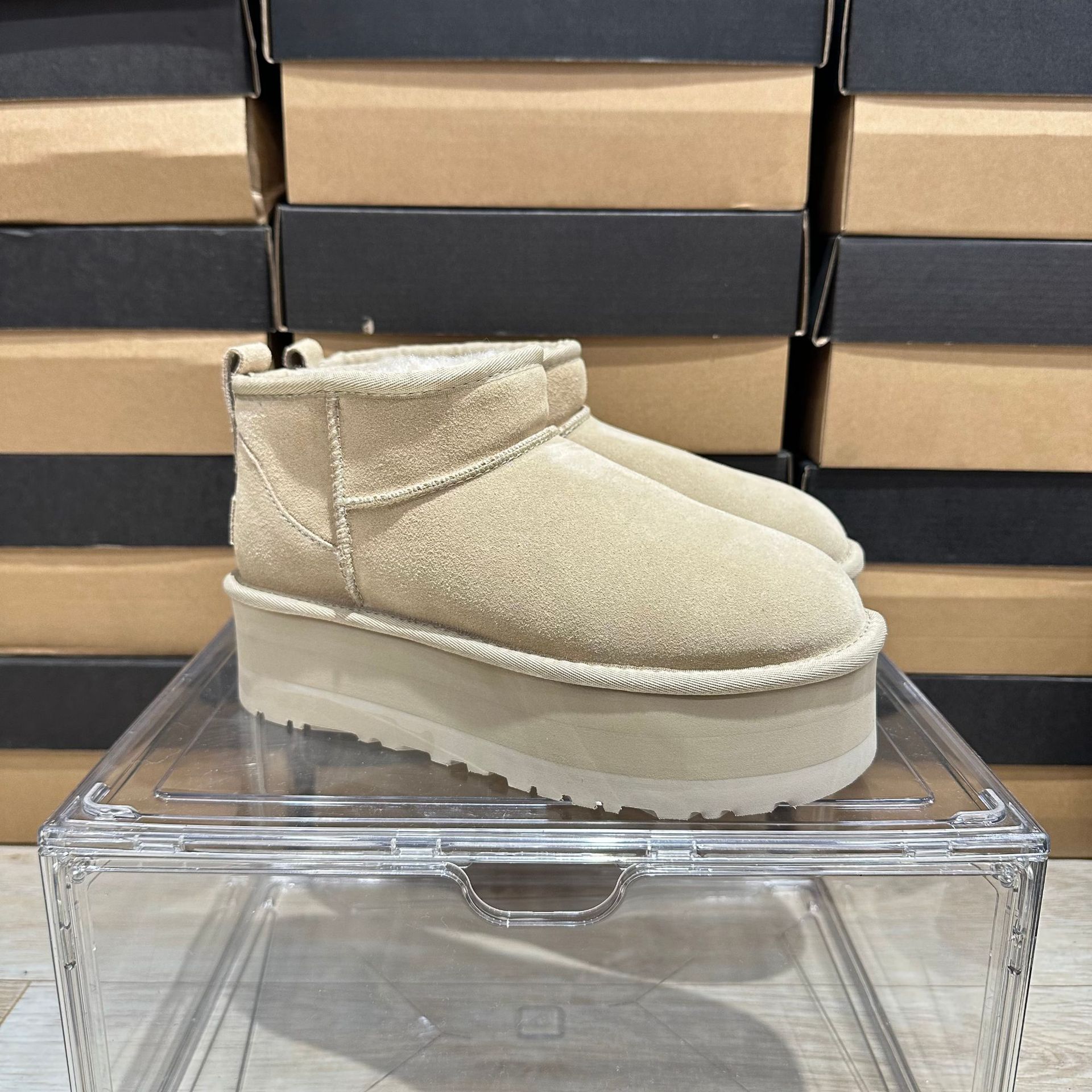UGG Snow Boots Low-Cut Wool Boots