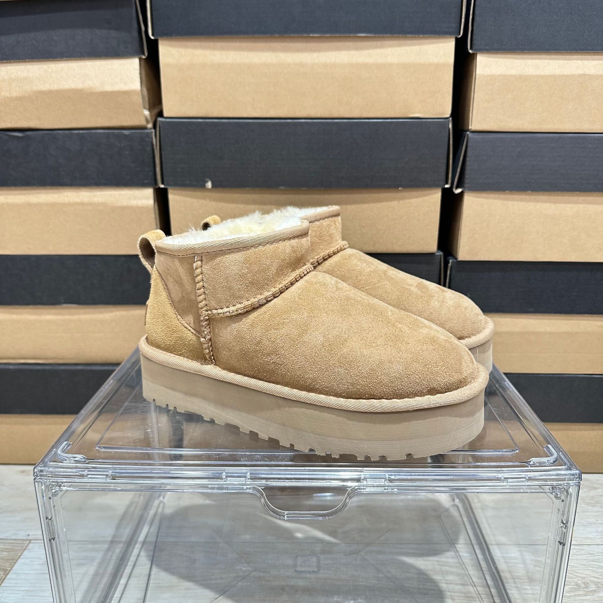 UGG Snow Boots Low-Cut Wool Boots