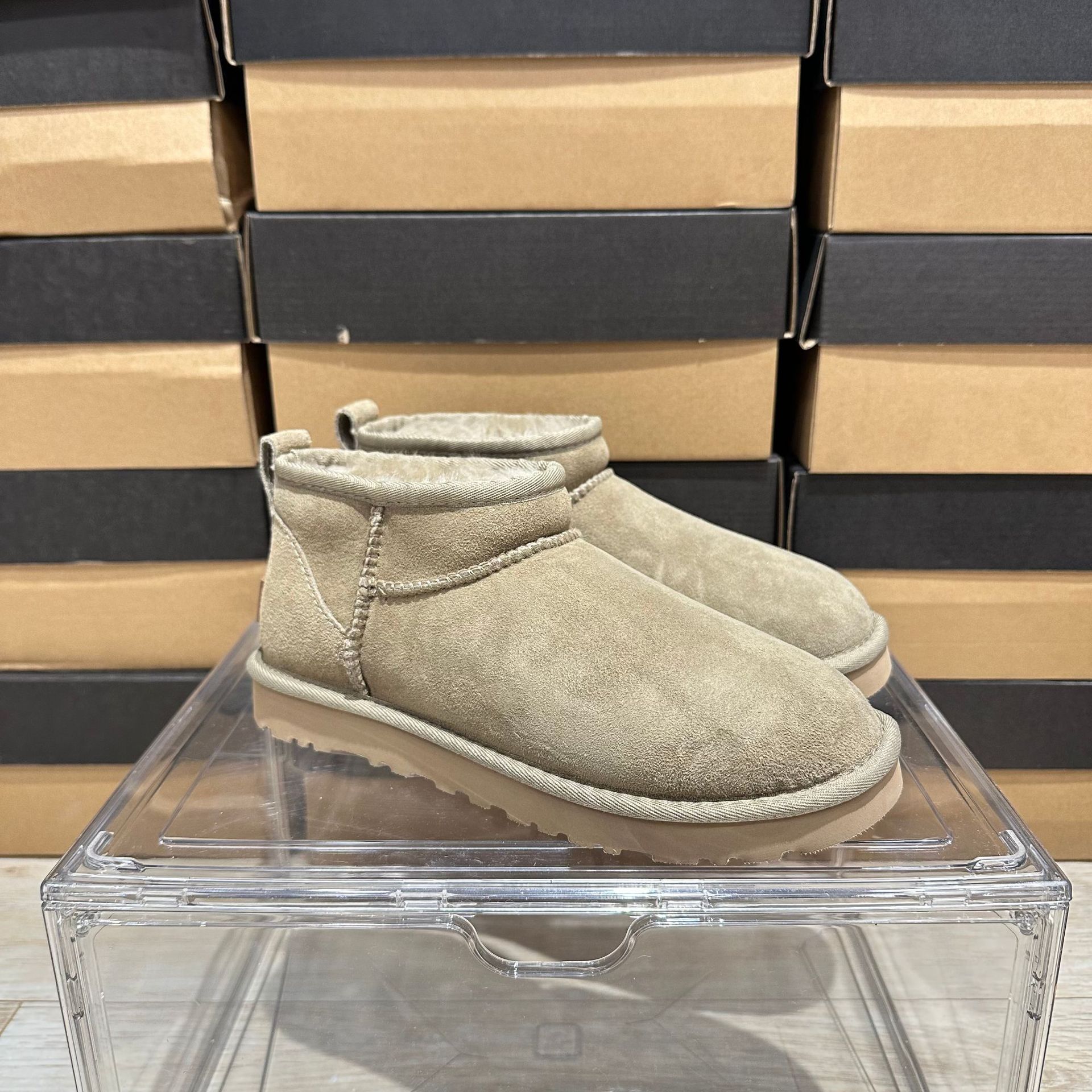 UGG Snow Boots Low-Cut Wool Boots