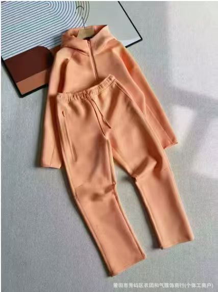 Hooded Jacket and Sweatpants Set N