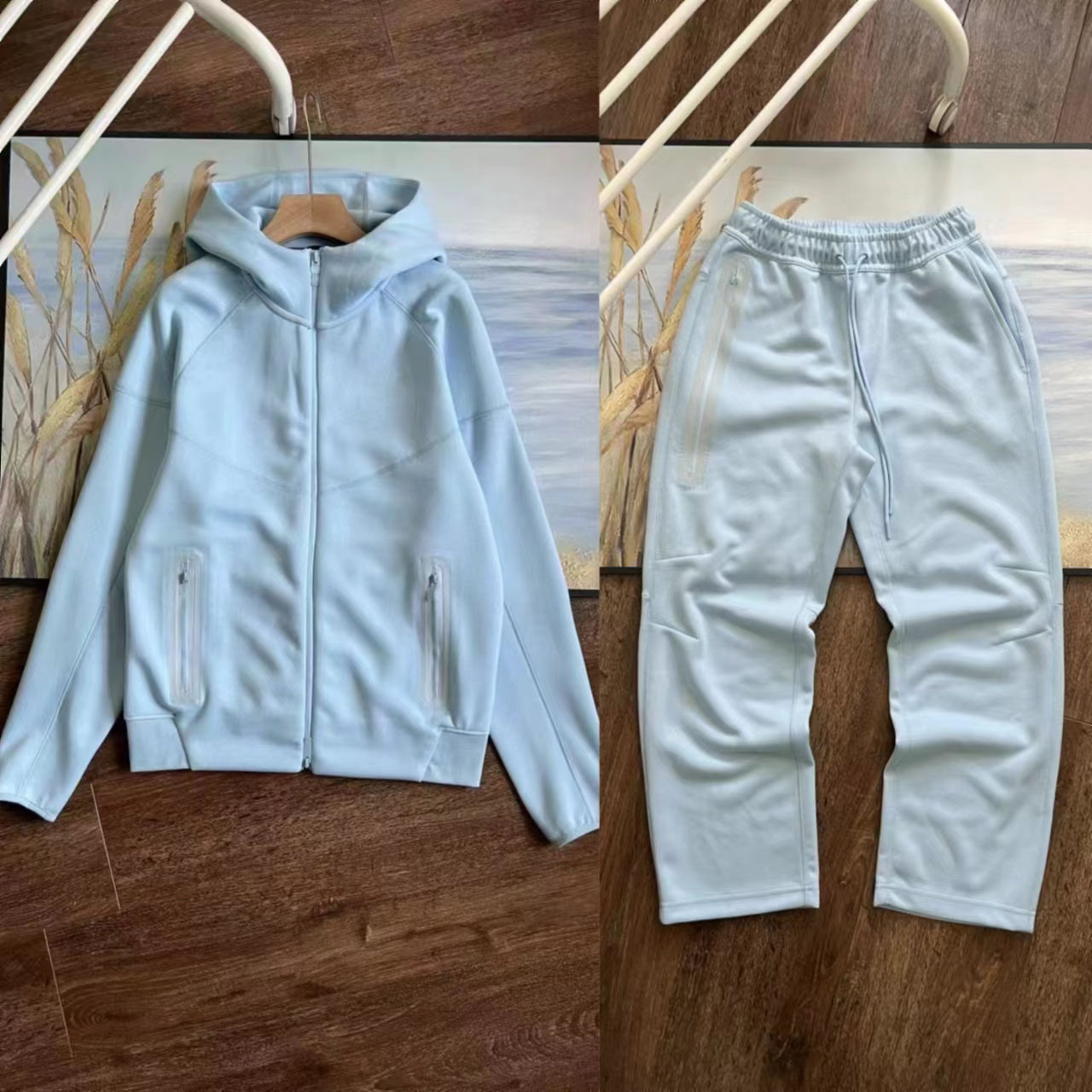 Hooded Jacket and Sweatpants Set N