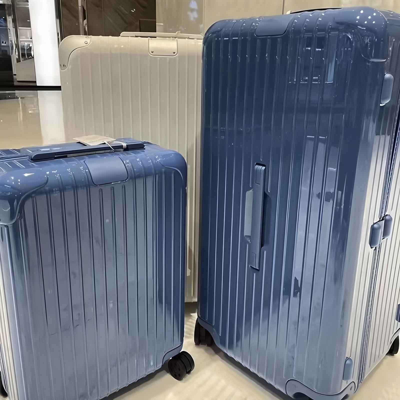 21-inch Carry-on Luggage Essential Series RIM, Checked Luggage, Travel Luggage, Trunk Trolley Case