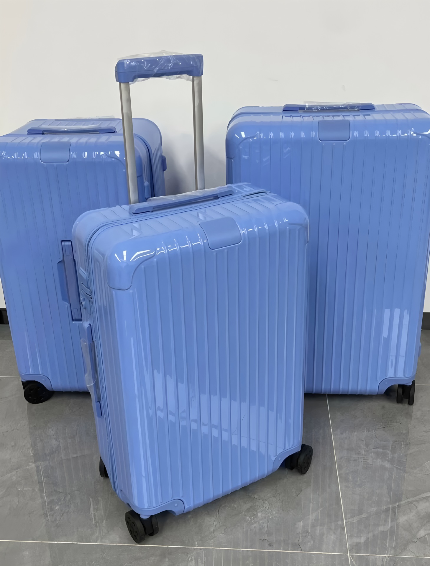 21-inch Carry-on Luggage Essential Series RIM, Checked Luggage, Travel Luggage, Trunk Trolley Case