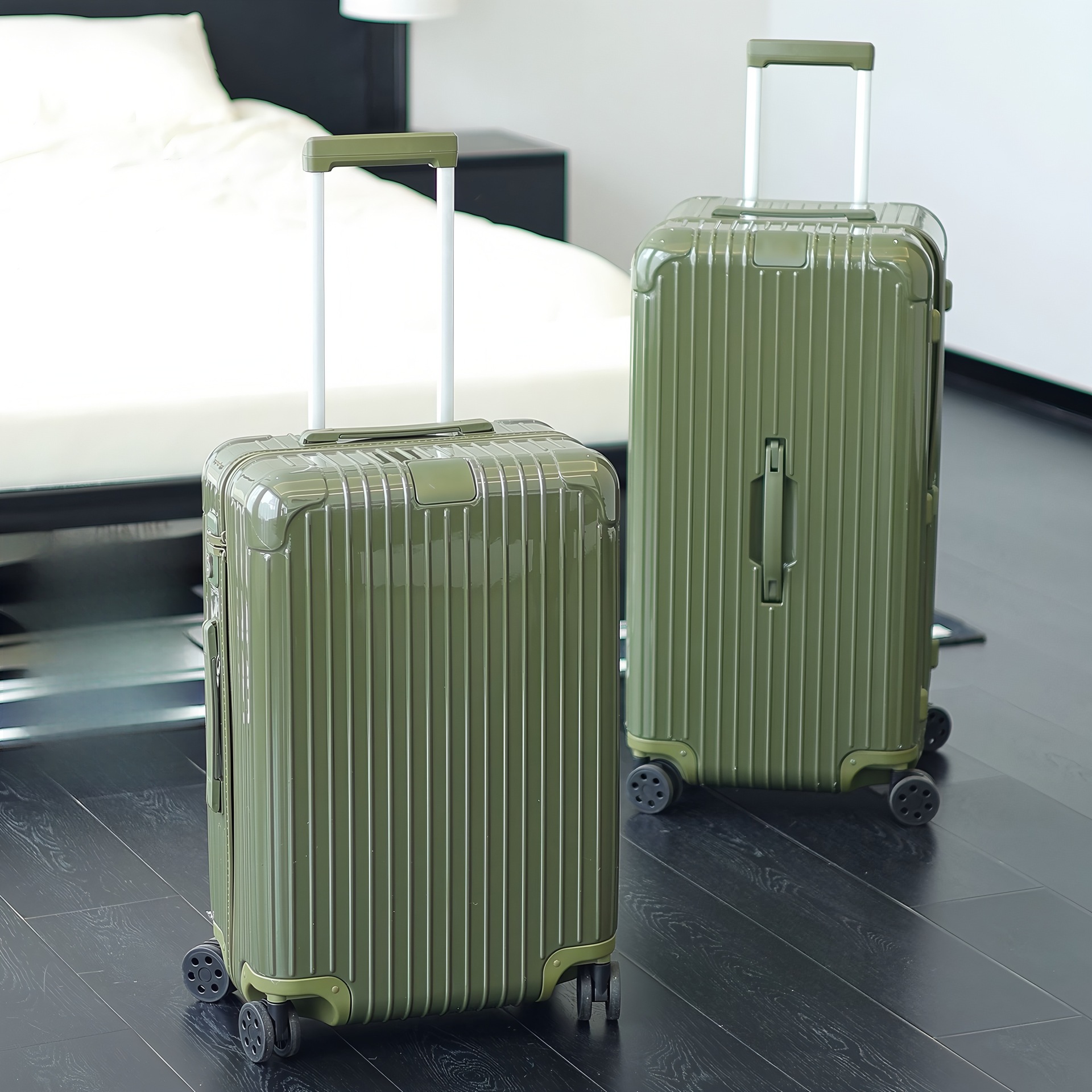 21-inch Carry-on Luggage Essential Series RIM, Checked Luggage, Travel Luggage, Trunk Trolley Case