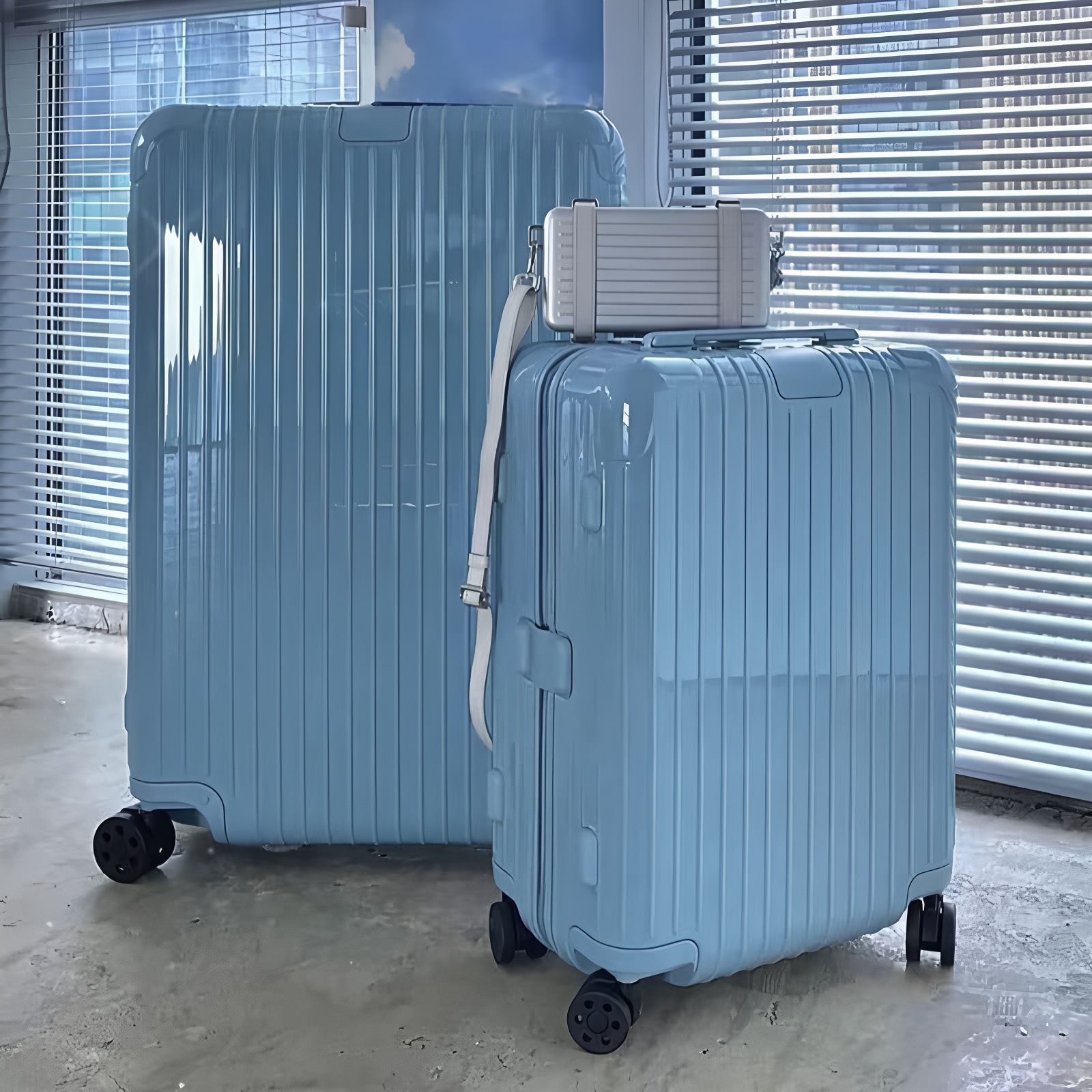 21-inch Carry-on Luggage Essential Series RIM, Checked Luggage, Travel Luggage, Trunk Trolley Case