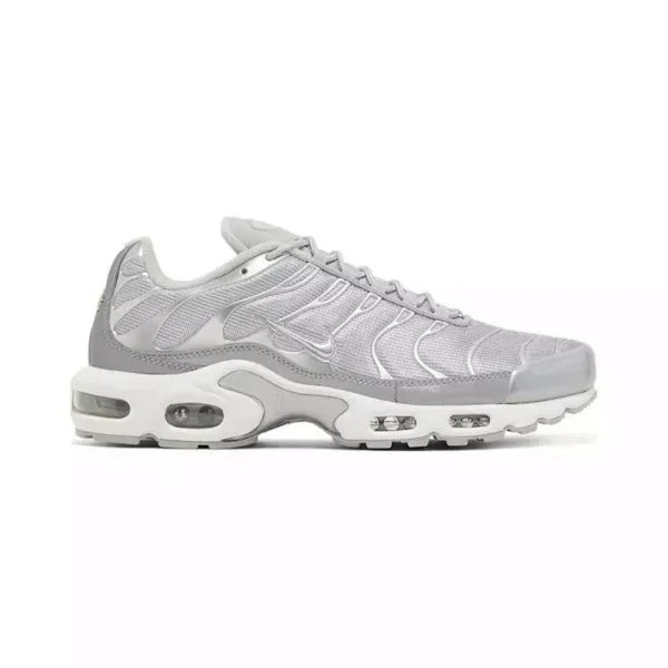 Nike Air Max Plus Sneaker Collection
