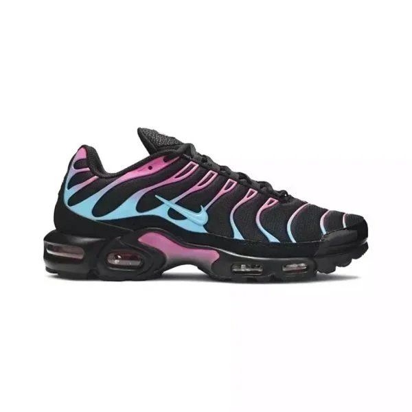 Nike Air Max Plus Sneaker Collection