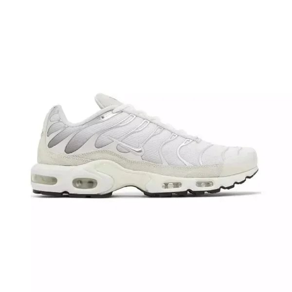 Nike Air Max Plus Sneaker Collection
