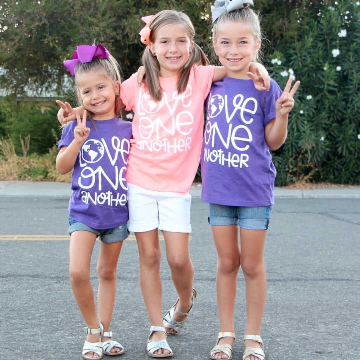 LOVE ONE ANOTHER KIDS T-SHIRT