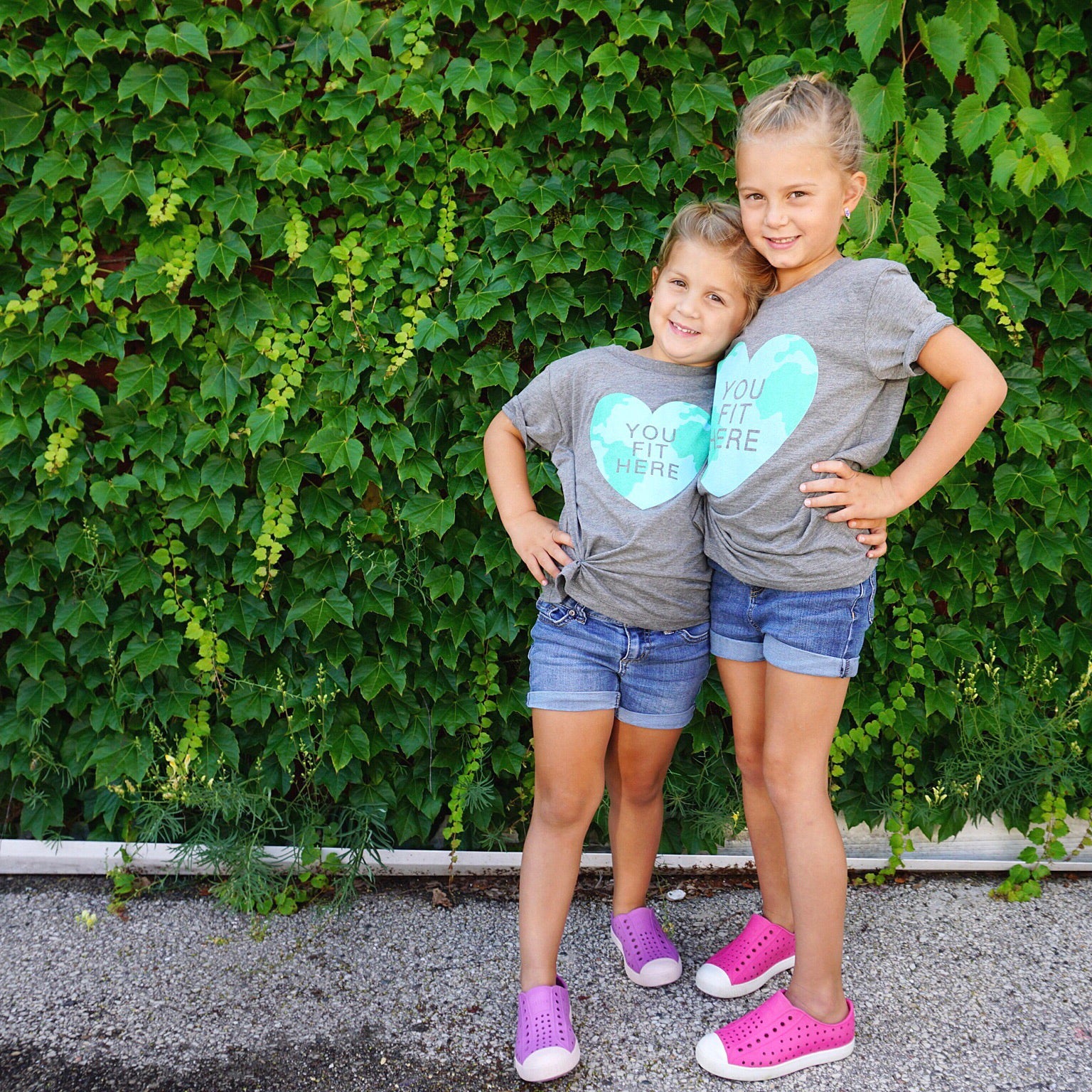 YOU FIT HERE KIDS T-SHIRT