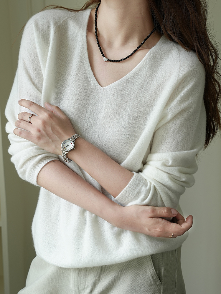 Women's white peach collar sweater